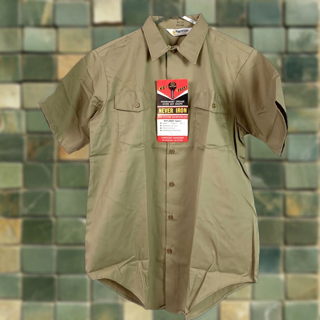 Vintage Vintage Key Imperial Never Iron Deadstock Work Shirt Short Sleeve Medium Brown Cotton Blend 70s 1970s Military Look Mens Shirt Size US M / EU 48-50 / 2 - 1 Thumbnail