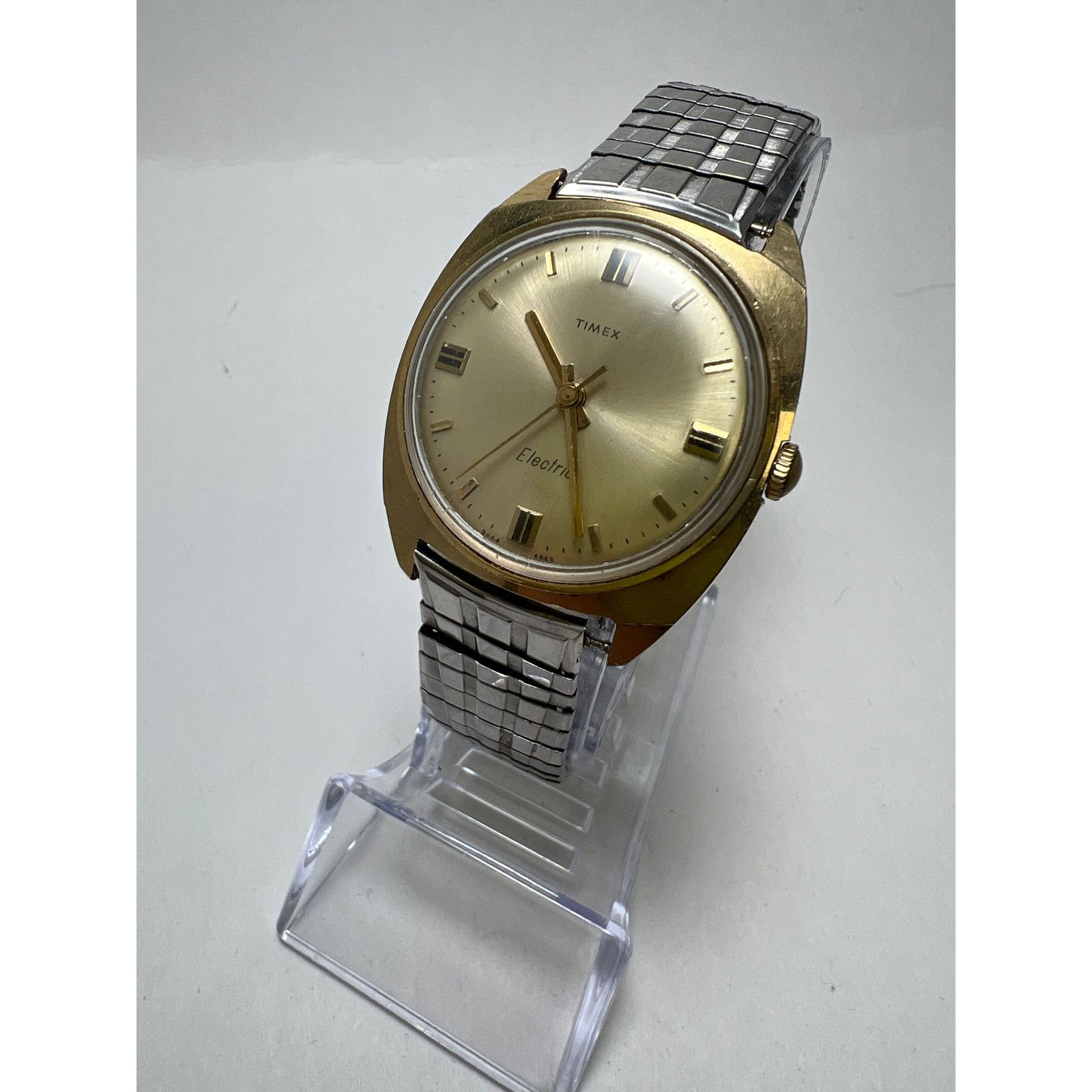 Timex 1969 Timex Mens Electric - Has some patina and wear Size ONE SIZE - 2 Thumbnail