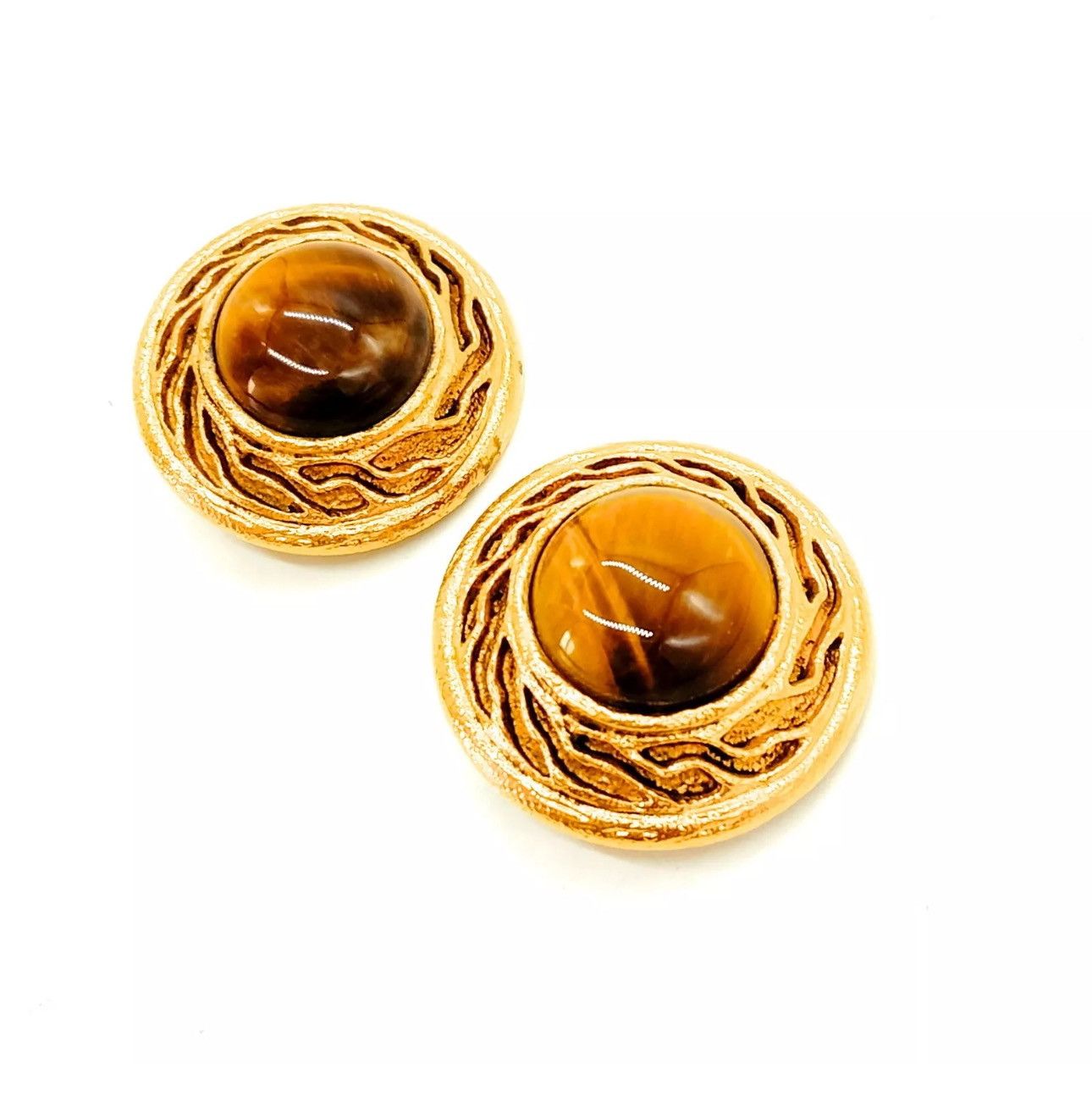 Chanel Chanel Earring Gold Whites Luxury Brand in Mint Condition Size ONE SIZE - 1 Thumbnail