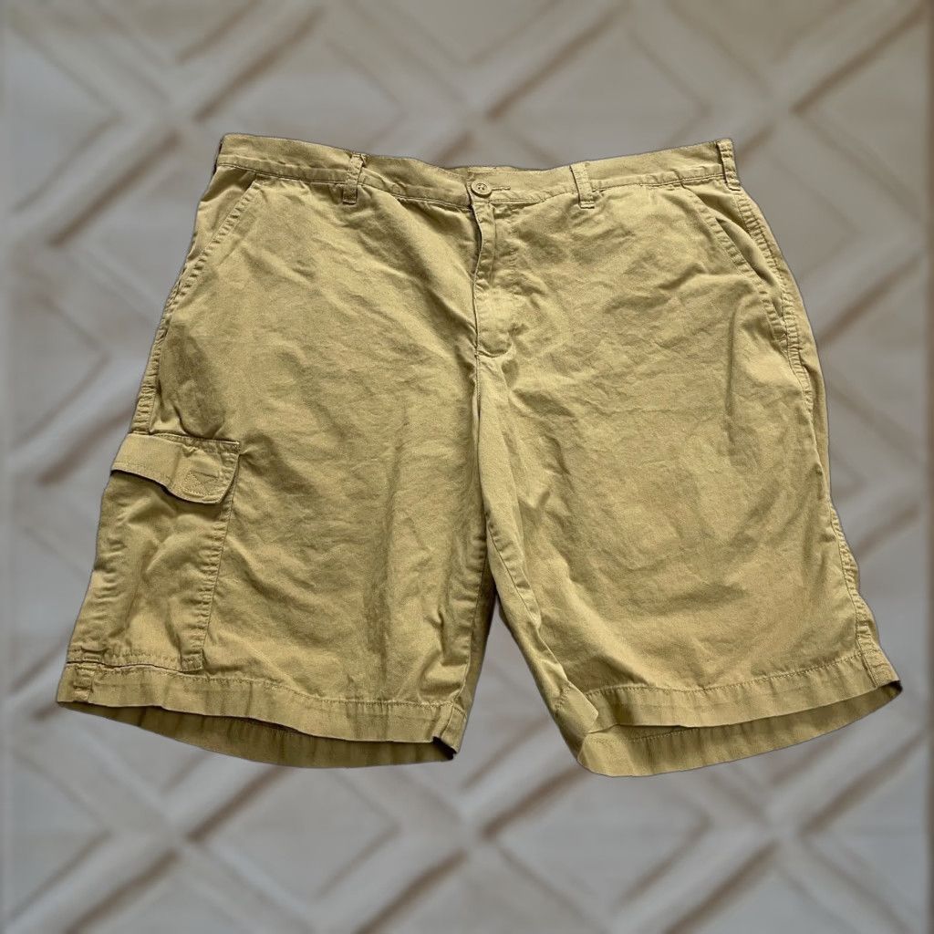 Vintage Columbia Cargo Shorts Mens Khaki Cotton Flat Front 38x9.5 Brown Regular Adult Shorts Men 38in Inseam 9.5in Outdoor Hiking Vintage No Size US 38 / EU 54 - 1 Thumbnail