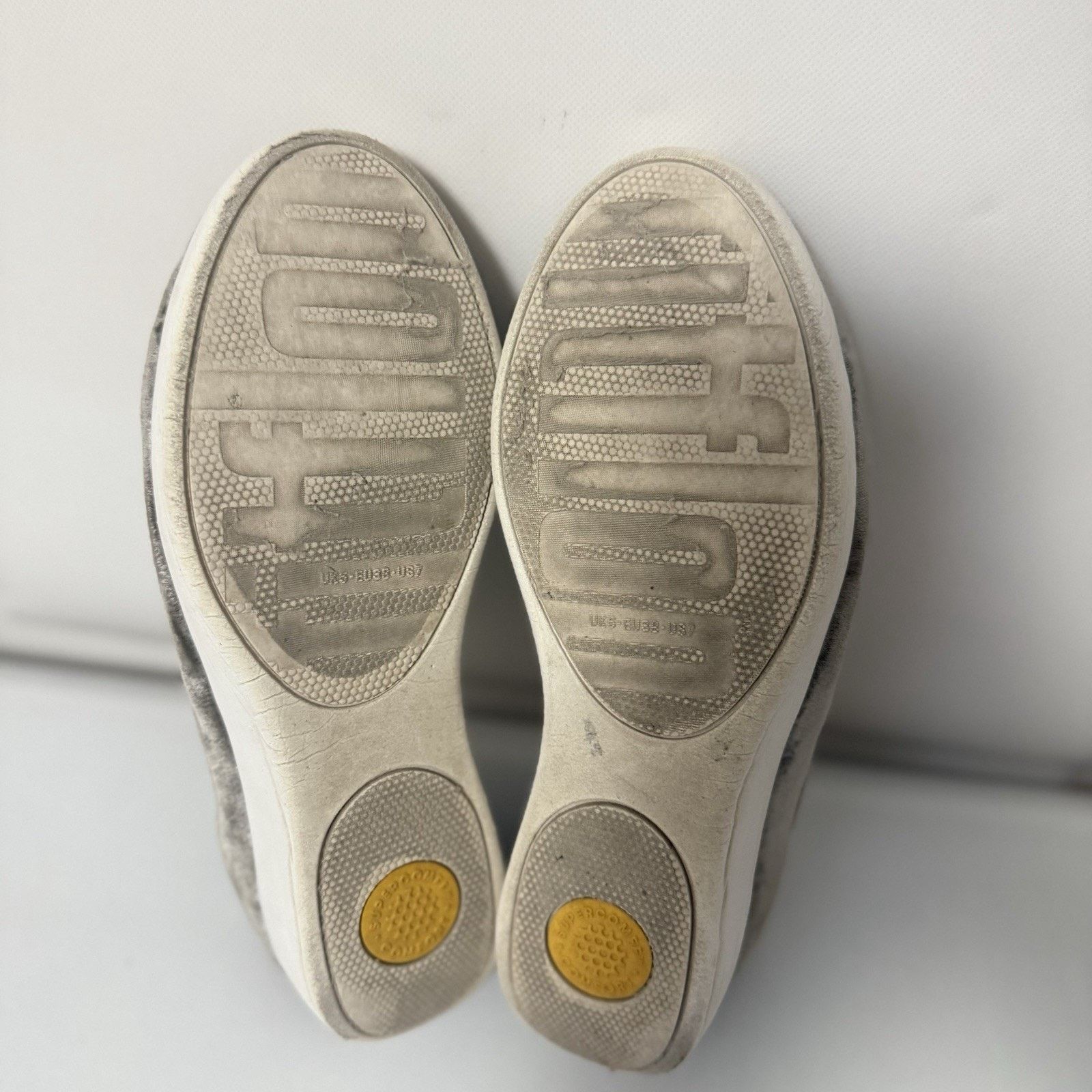 Other FitFlop Superskate Velvet Slip on Sneaker Flat Comfort Shoes Size US 7 / IT 37 - 8 Thumbnail