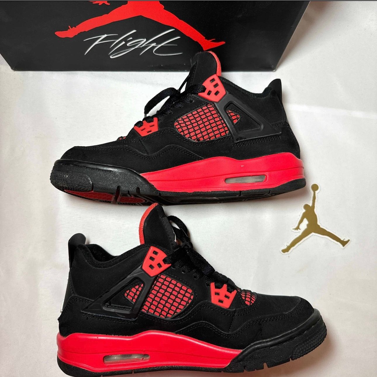 Jordan Brand × Nike Size 5.5 Nike Air Jordan 4 Retro GS Red Thunder Men's Shoes Size US 5.5 / EU 38 - 3 Thumbnail