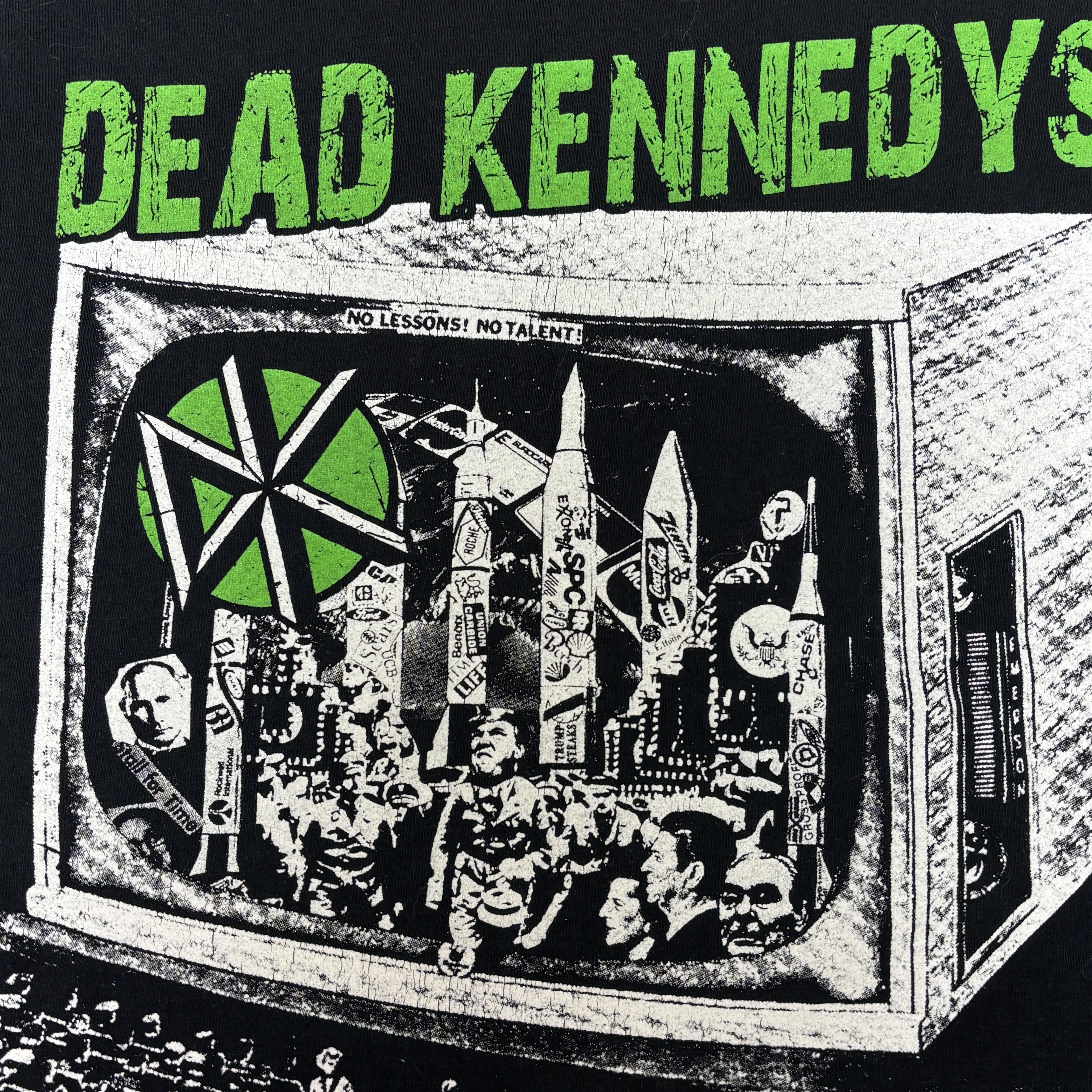 Band Tees Dead Kennedys Shirt Large Black Concert Punk Rock Band Tee Size US L / EU 52-54 / 3 - 5 Thumbnail