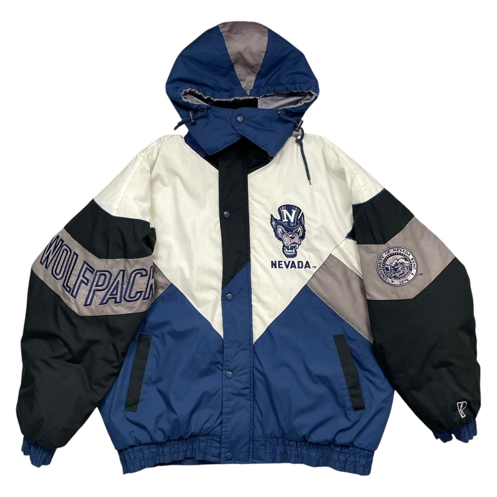 NCAA VTG 90s NCAA NEVADA WOLFPACK PRO PLAYER HOODED PUFFER JACKET Size US XL / EU 56 / 4 - 2 Thumbnail