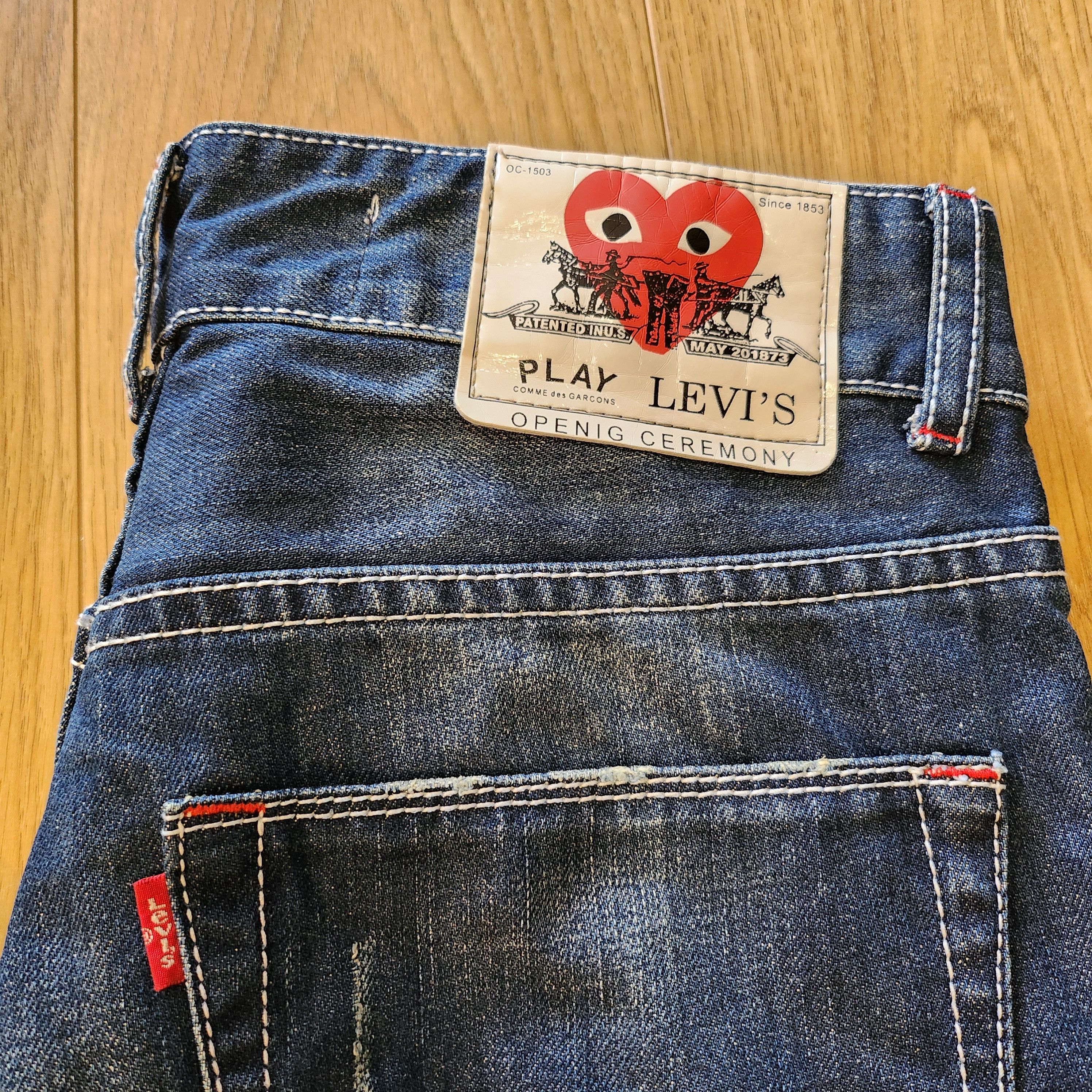 Comme des Garcons PLAY × Levi's × Speedo Rare CDG Play Levis Denim Embroidery Size US 29 - 4 Thumbnail