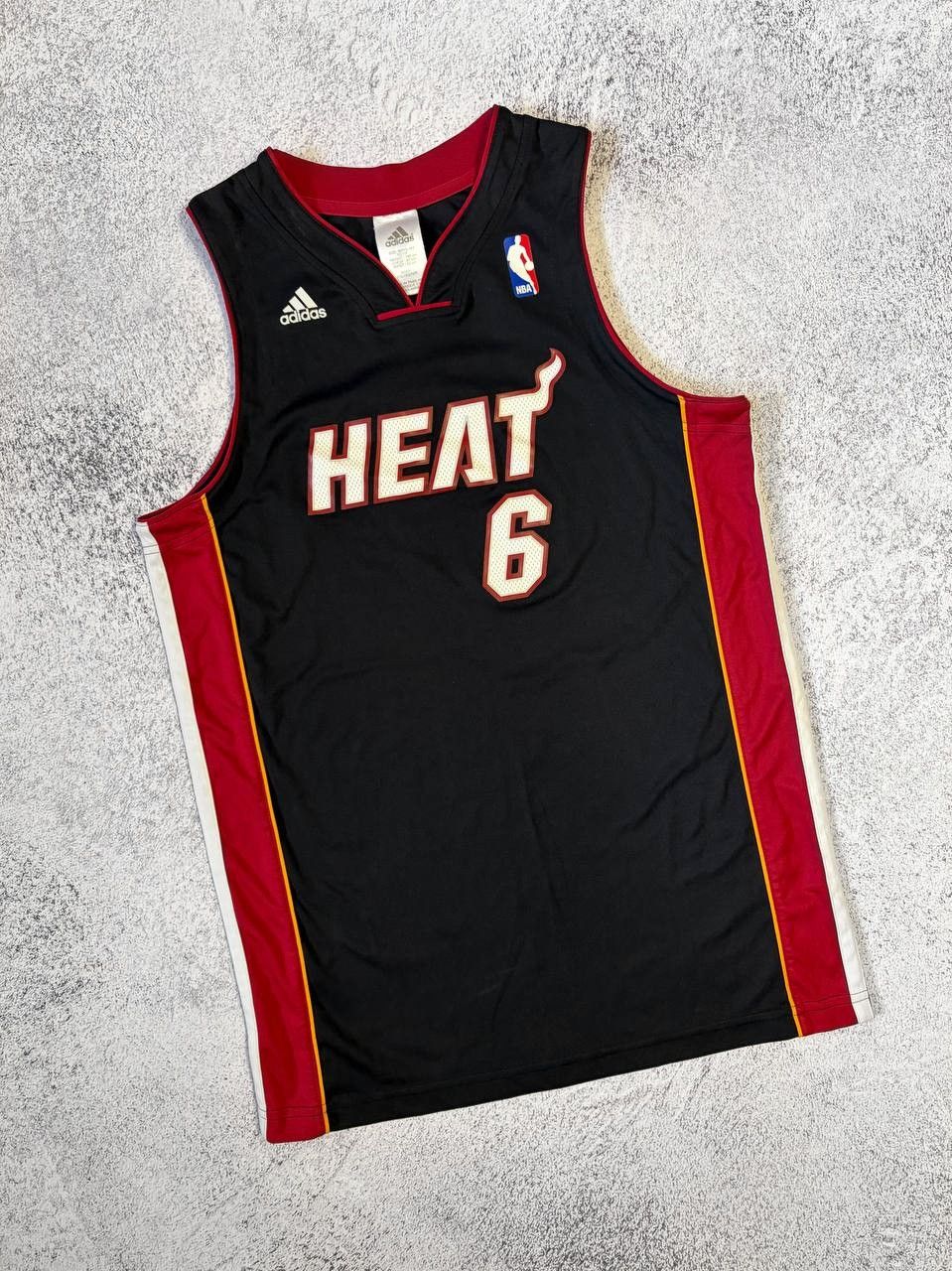 Adidas LeBron James Miami Heat Adidas 2012 Basketball Jersey Young Size US XXS / EU 40 - 2 Thumbnail