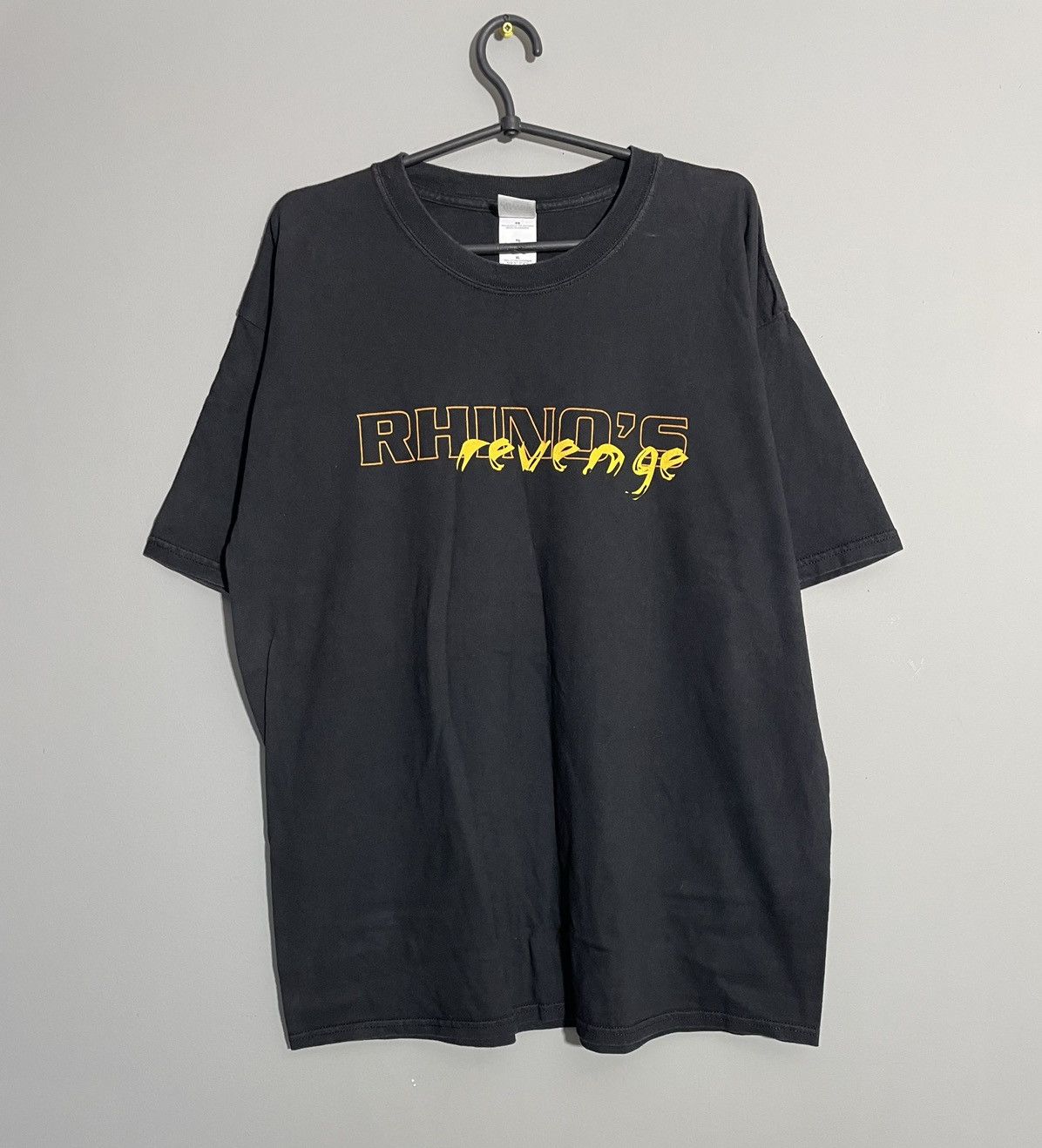 Band Tees × Vintage John Rhino’s Revenge Vintage tee World Tour 2004 Size US XL / EU 56 / 4 - 1 Thumbnail