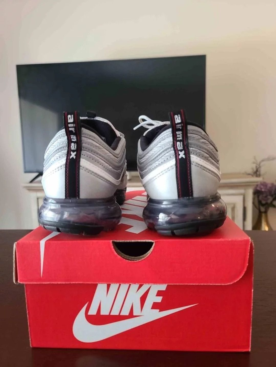 Nike Air VaporMax 97' Silver Bullet Size US 11 / EU 44 - 6 Thumbnail