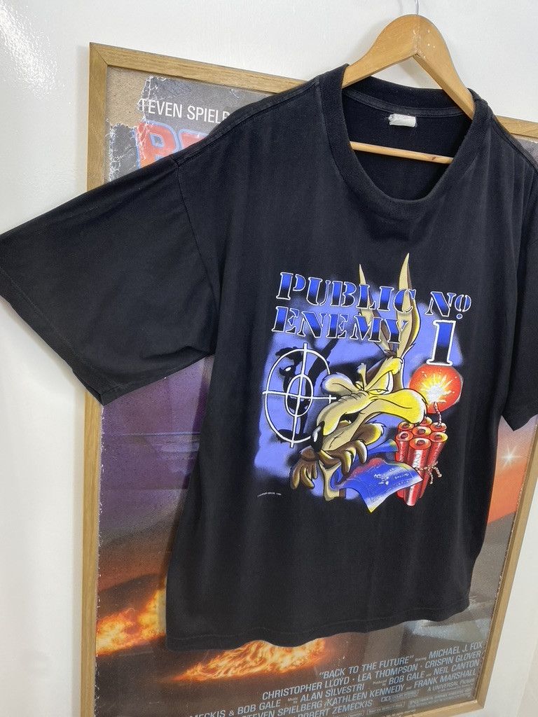 Public Enemy 1996 Vintage Looney Tunes Public Enemy Wile E Coyote Tee Size US L / EU 52-54 / 3 - 4 Thumbnail