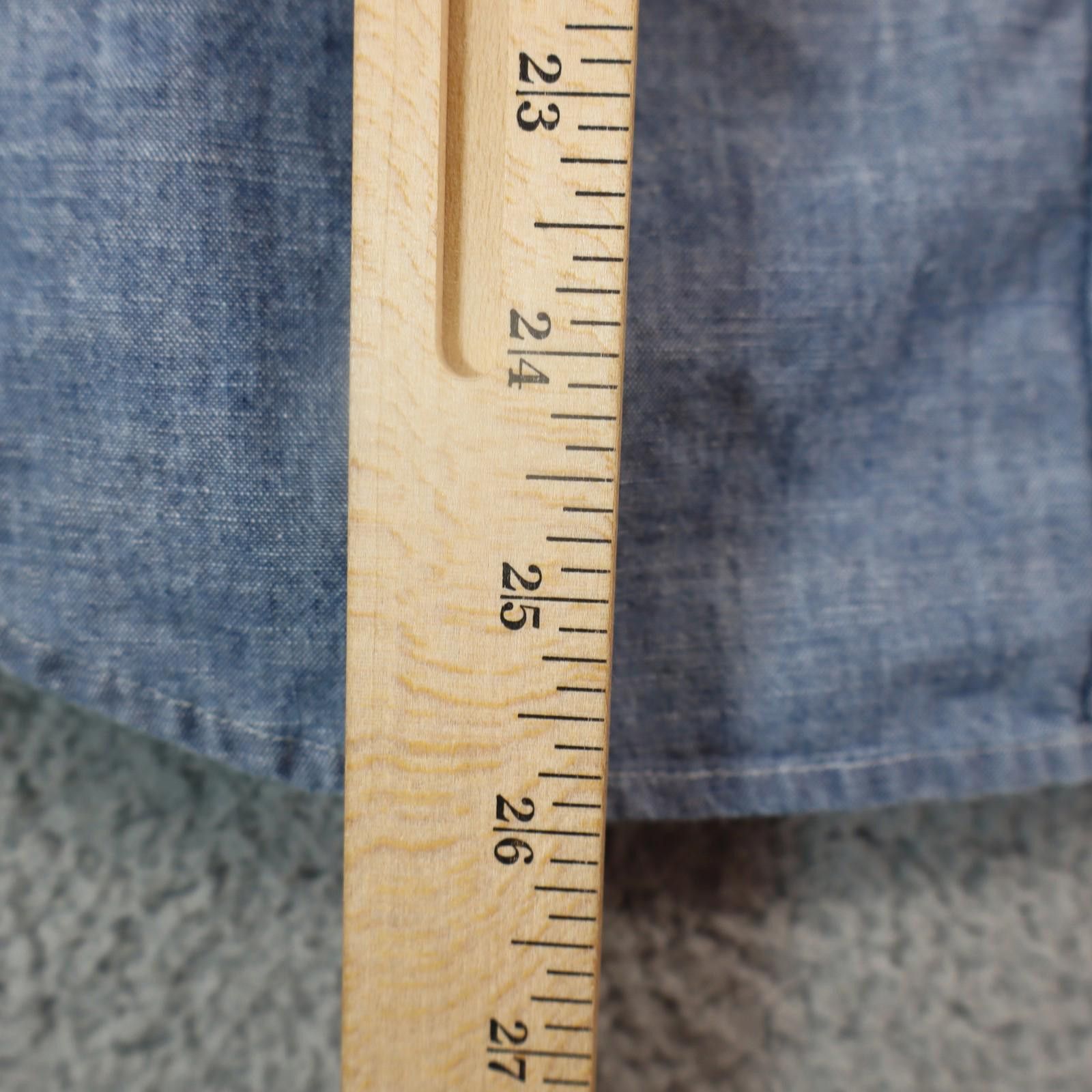 Vineyard Vines Vineyard Vines Shirt Chambray Button Up Womens Size 2 Blue Size XS / US 0-2 / IT 36-38 - 4 Thumbnail