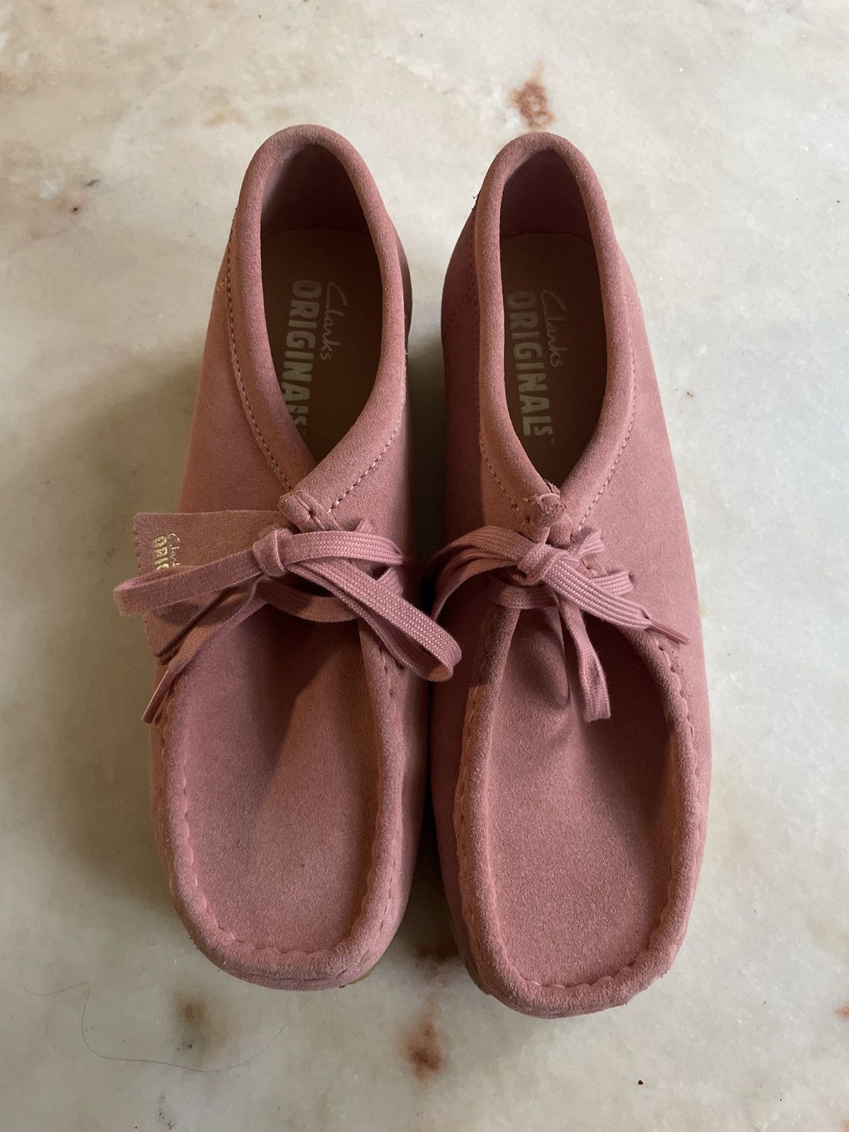 Clarks WALLABEE CLARKS ORIGINALS BLUSH PINK SUEDE SHOES Size US 9.5 / IT 39.5 - 1 Thumbnail