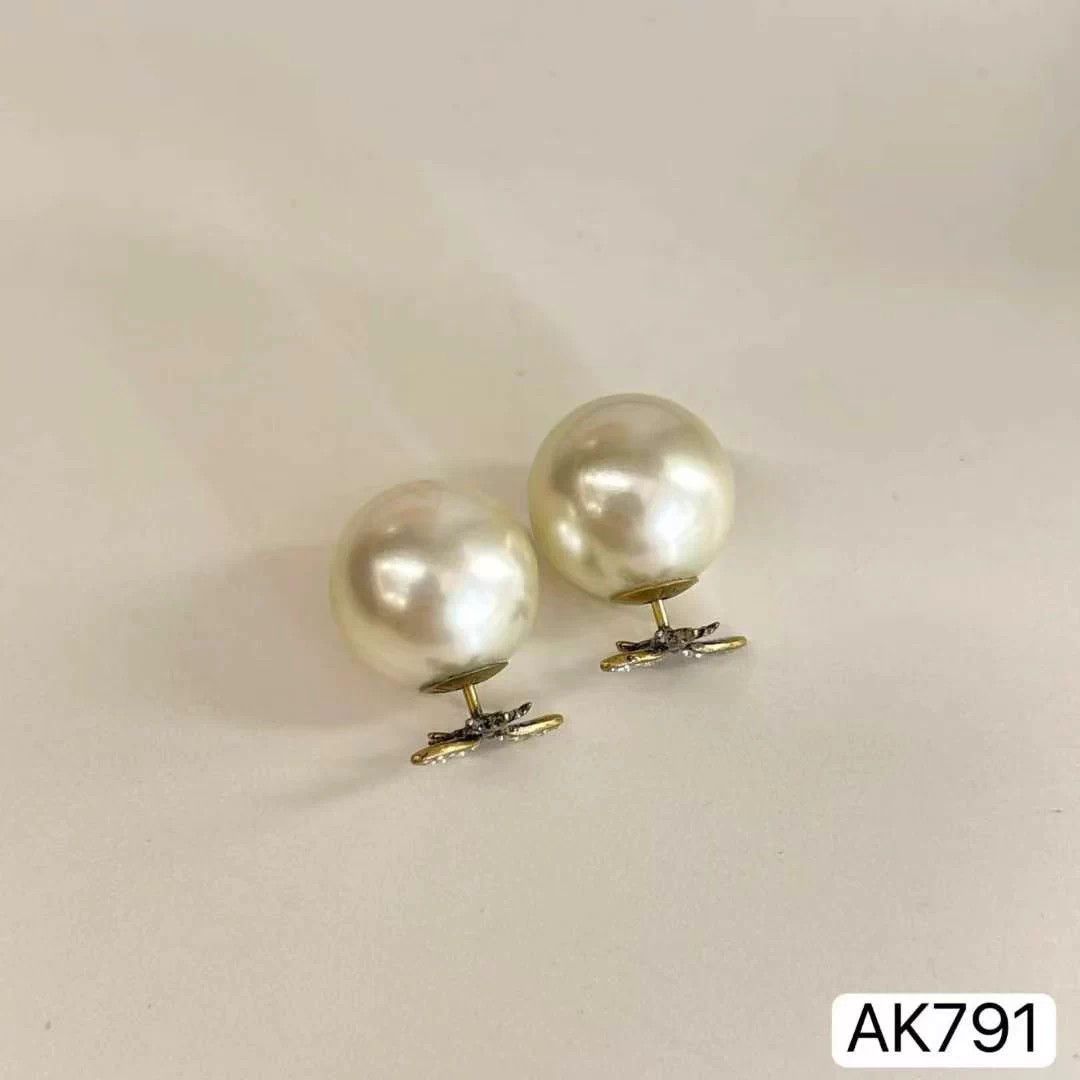 Dior Dior Bee Pearl Earrings New AK791 Size ONE SIZE - 3 Thumbnail