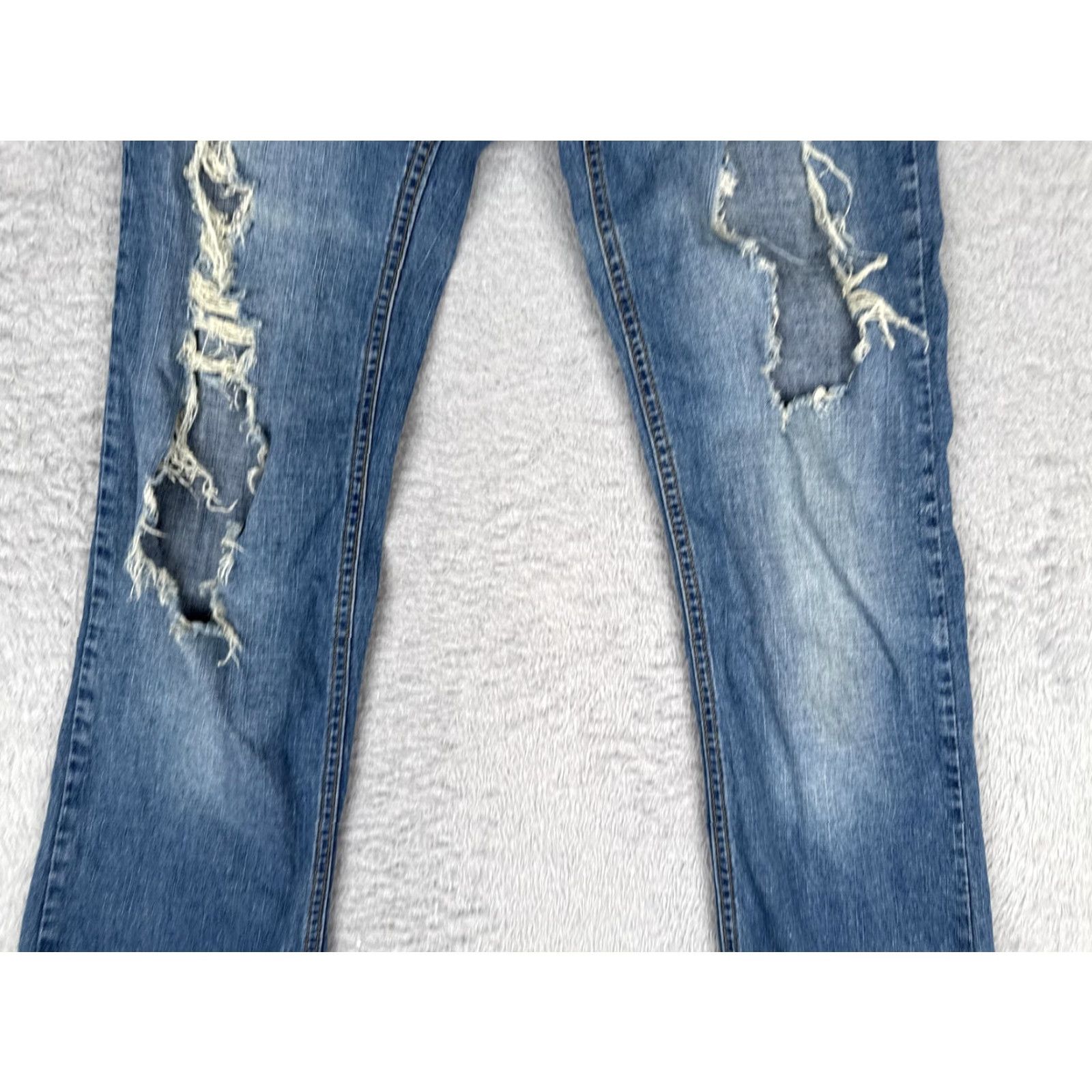 Vintage Cappuccino Jeans Bootcut Juniors 7 Blue Med Wash Low Rise Stretch Ripped Embroidered Back Pockets 5-Pocket Denim Casual Pants Womens Size 28" / US 6 / IT 42 - 3 Thumbnail