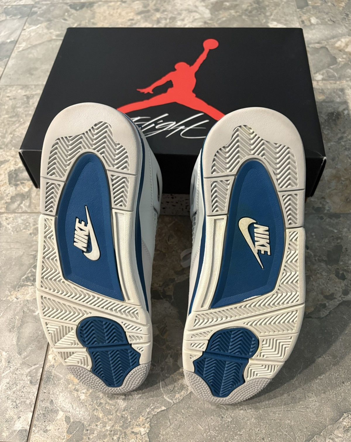 Jordan Brand Air Jordan 4 Military Blue Size US 10 / EU 43 - 7 Thumbnail