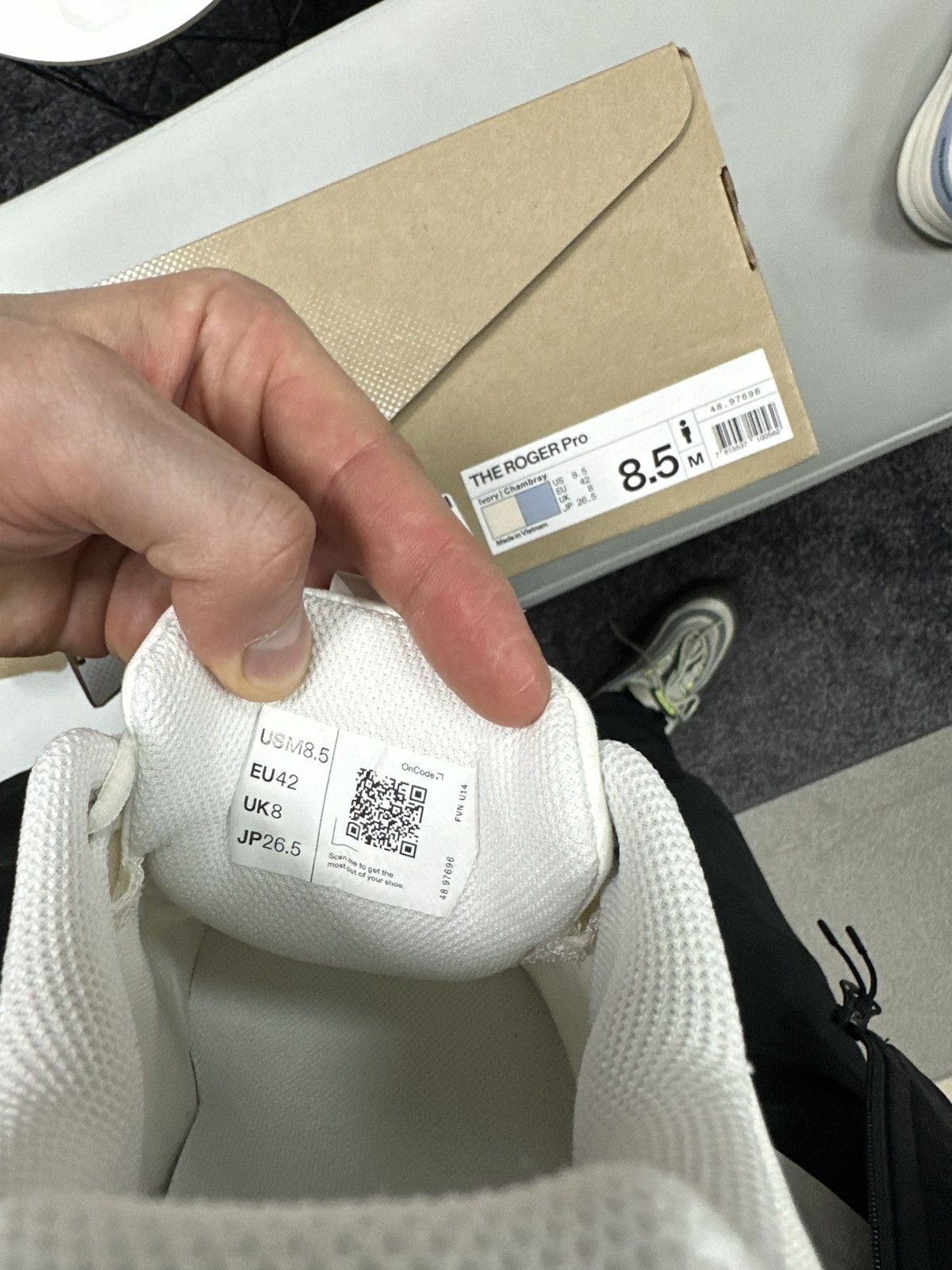 On Men's tennis shoes On Running The Roger Size US 10 / EU 43 - 6 Thumbnail