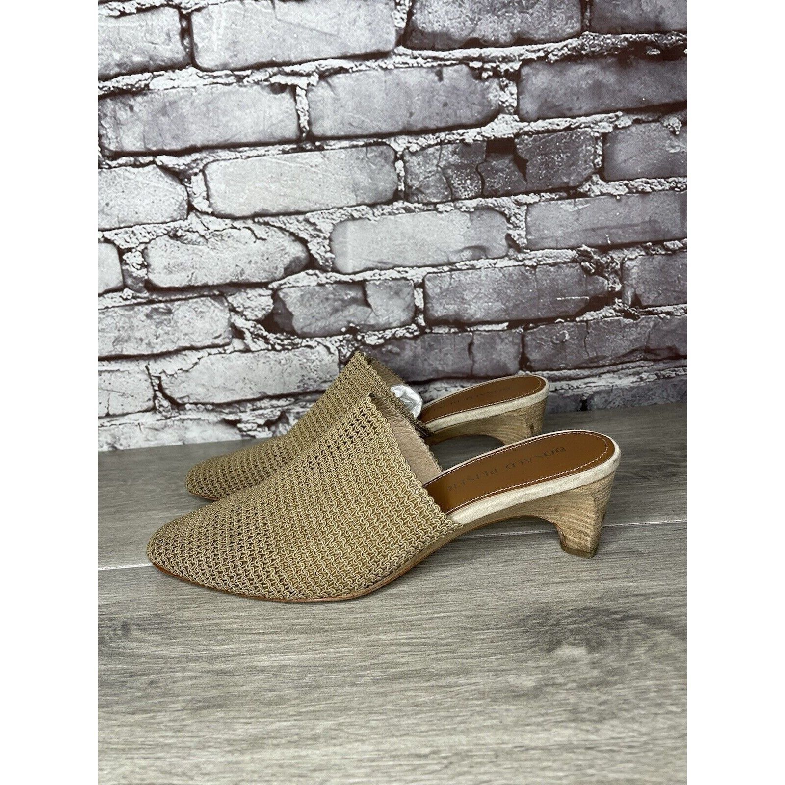 Donald Pliner Donald J. Pliner Fenda Beige Tan Elastic Pointed Heel Mules Size US 9 / IT 39 - 22 Thumbnail