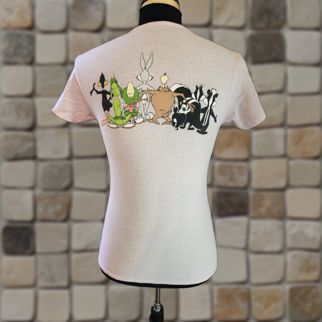 Vintage Looney Tunes T-Shirt Front And Back Pink Size Small Men Crew Neck Short Sleeve Cotton Group Shot Lineup Bugs Bunny Daffy Duck Tweety Pink T Shirt Size US S / EU 44-46 / 1 - 1 Thumbnail