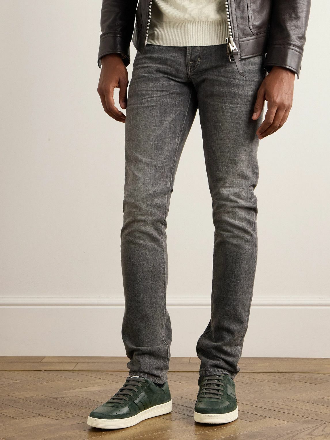 Tom Ford o1loc1c0126 J1232 Size: 7 TF / Low-Top Sneakers in Green Size US 7 / EU 40 - 2 Thumbnail