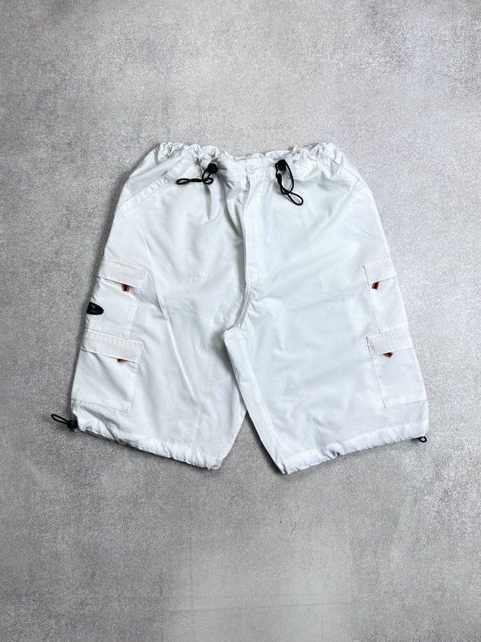 Oakley Vintage Oakley Archival Cargo Shorts Jorts Y2K L Size US 34 / EU 50 - 1 Thumbnail