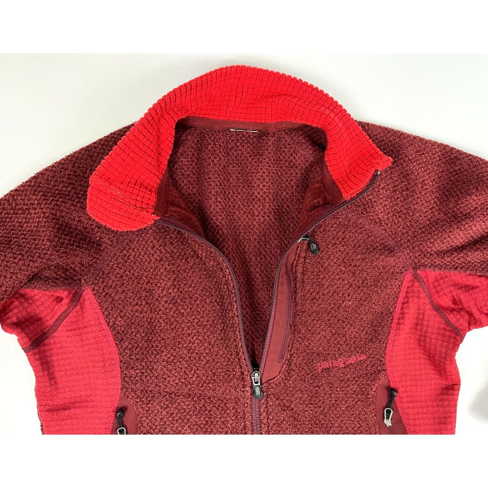 Patagonia VINTAGE Patagonia Women's Polartec Fleece Jacket Full Zip Sz M Red Jacket Womens M Size M / US 6-8 / IT 42-44 - 4 Thumbnail