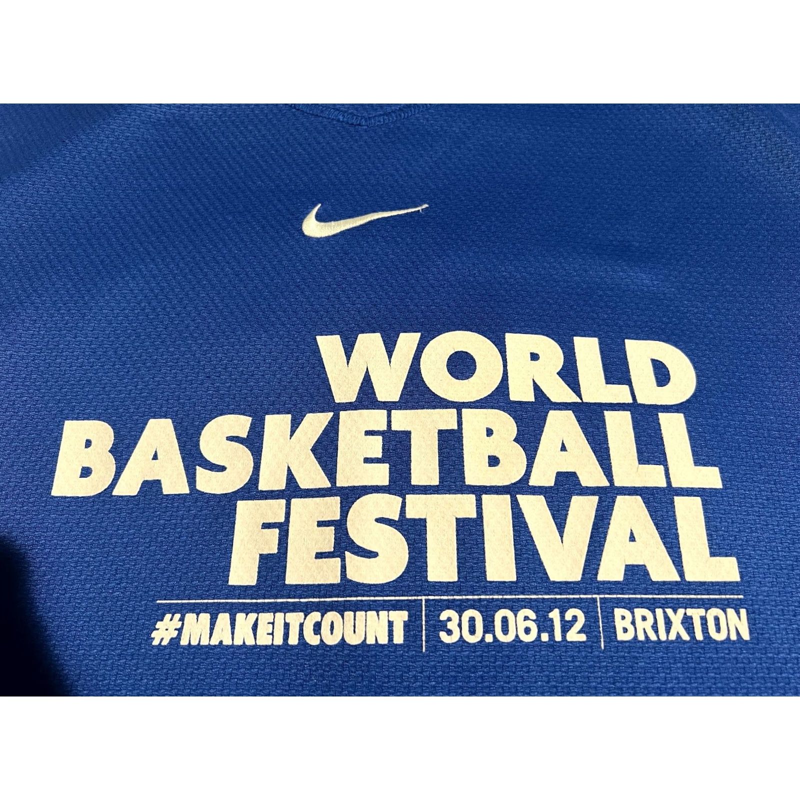 Nike Nike World Basketball Festival Centre Swoosh 2XL T-Shirt Men London Br ix ton 2012 Vintage? (note: original title kept). Size US XXL / EU 58 / 5 - 2 Thumbnail