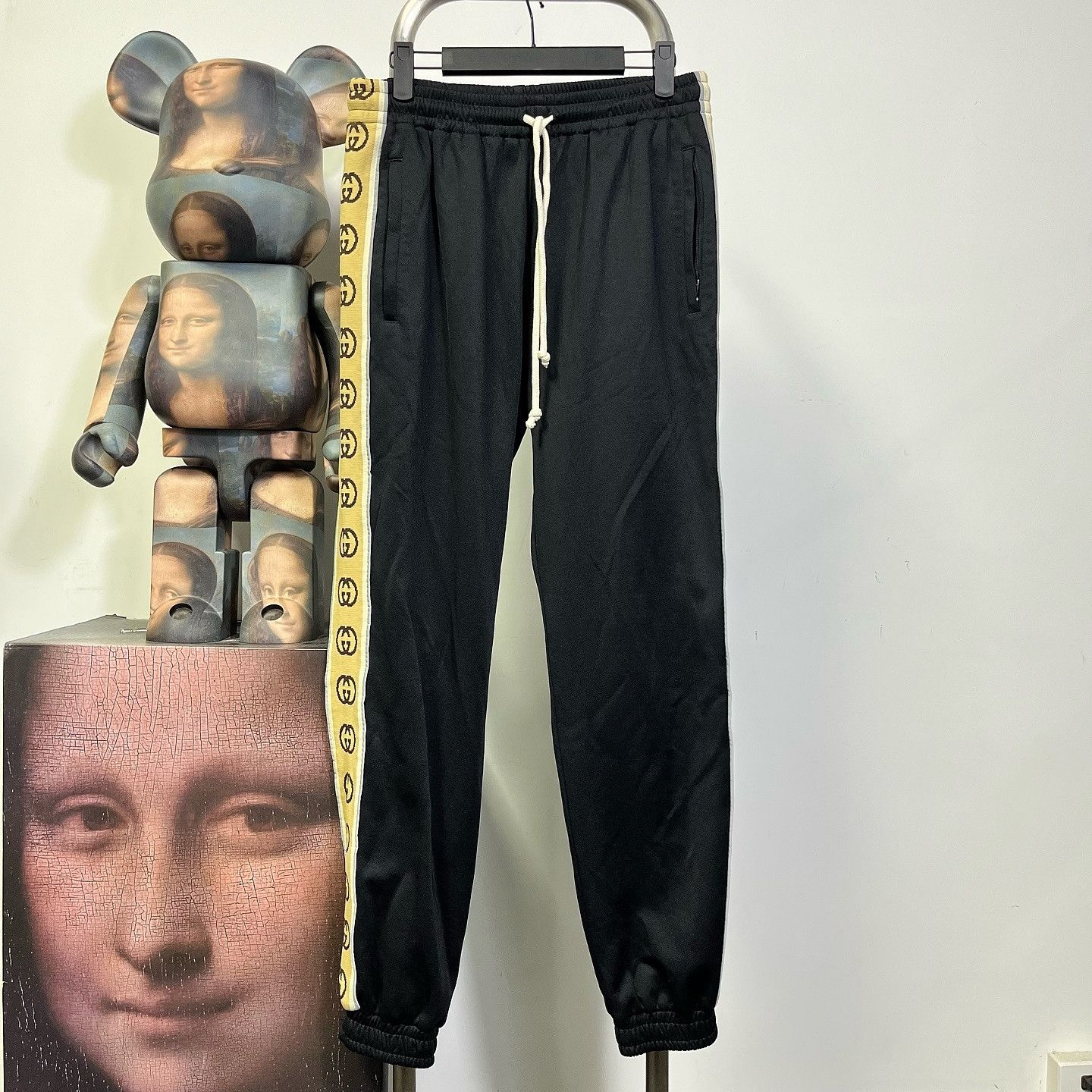 Gucci Gucci Logo Tape Track Pants Size S Size US 30 / EU 46 - 1 Thumbnail