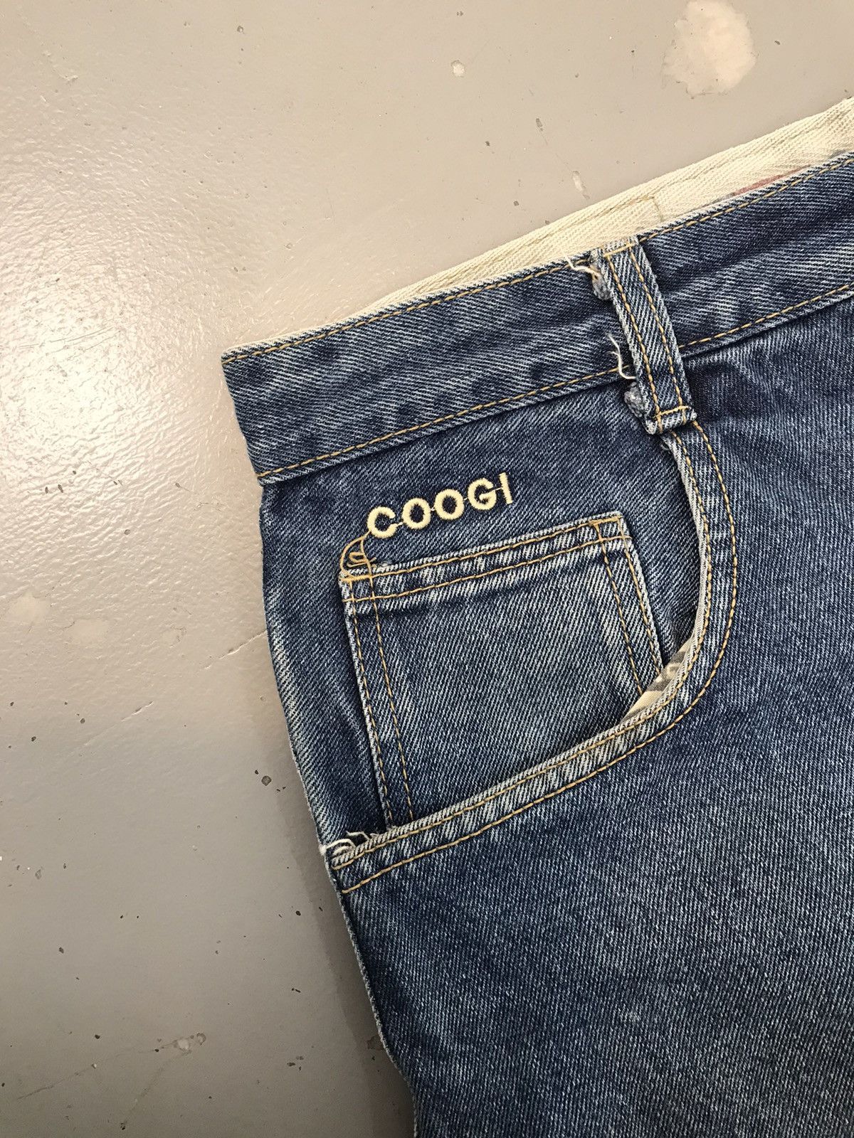 Coogi × Vintage Vintage Coogi carpenter denim jort Size US 34 / EU 50 - 6 Thumbnail