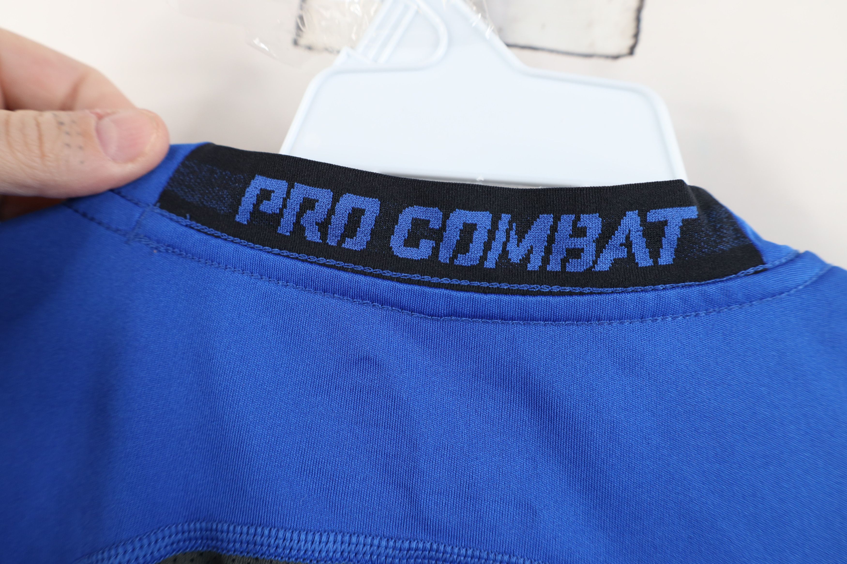 Nike Nike Pro Combat Fitted Compression 3/4 Sleeve Raglan Shirt Size US L / EU 52-54 / 3 - 12 Thumbnail