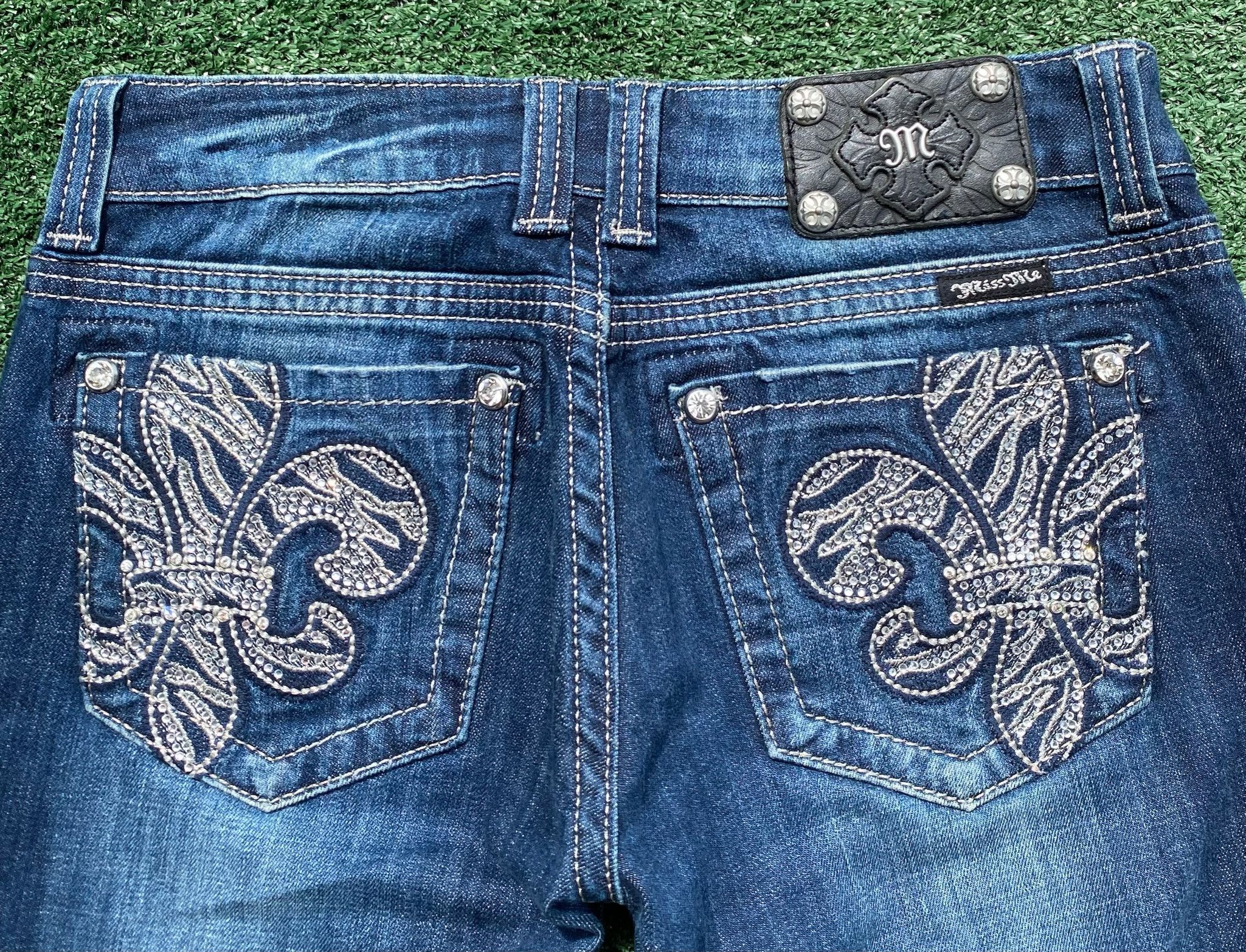 Miss Me Miss Me Fleur De Lis Rhinestone Bootcut Jeans 29” Waist Size 29" - 6 Thumbnail