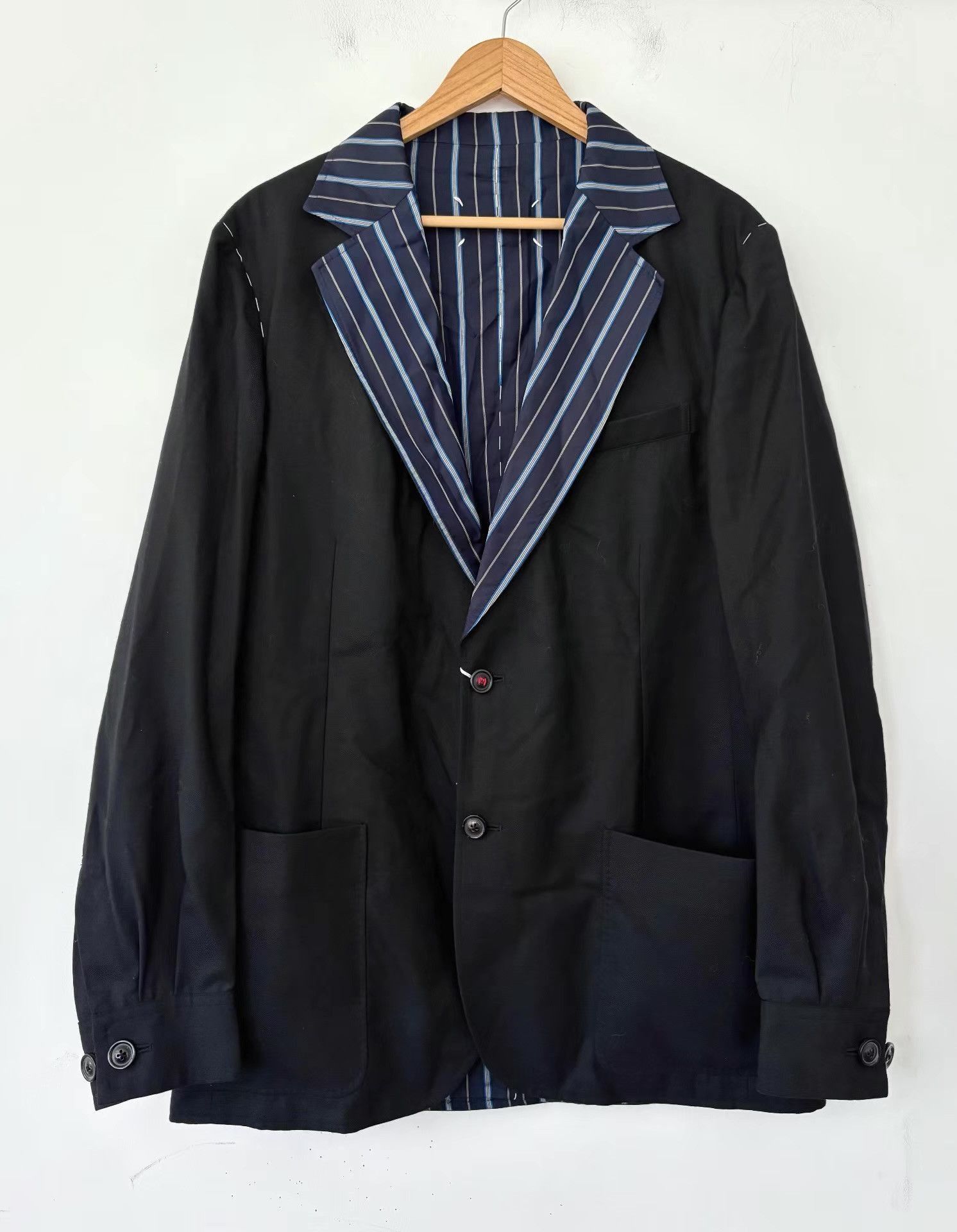 Maison Margiela Black Single-Breasted Jacket with Striped Lining Size US M / EU 48-50 / 2 - 1 Thumbnail