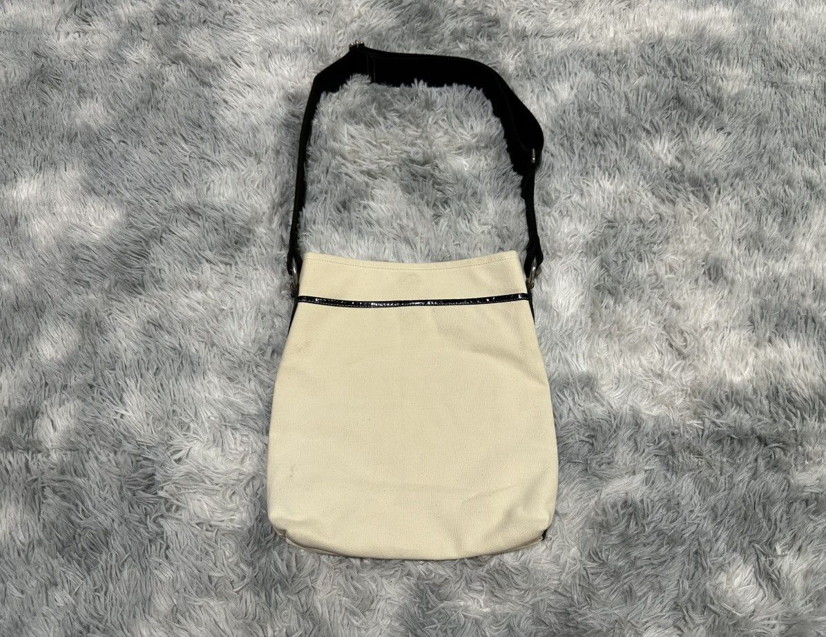 Vivienne Westwood 🔥Y2K Vivienne Westwood Orb Patent Leather Crossbody Bag Size ONE SIZE - 10 Thumbnail