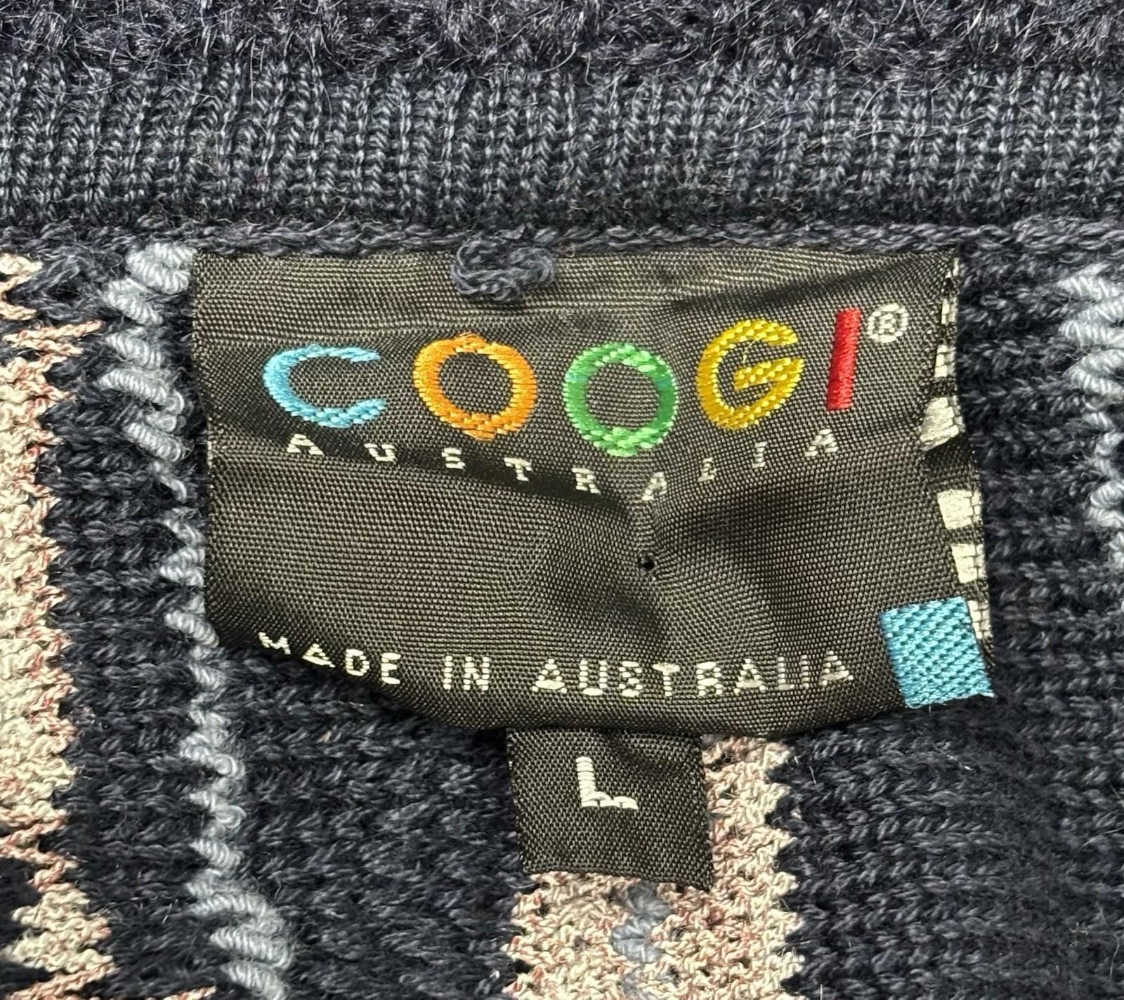 Coogi VTG Coogi Sweater Vest Mens Large 3D Knit Australia Zip Size US L / EU 52-54 / 3 - 2 Thumbnail