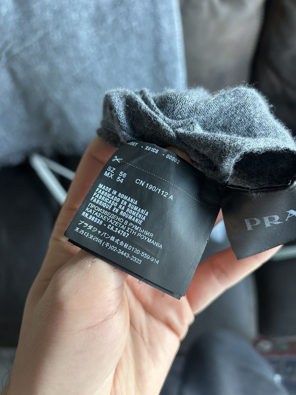 Prada Prada Grey Cashmere Blend Sweater with Loose Neck Tag Size US XL / EU 56 / 4 - 8 Thumbnail