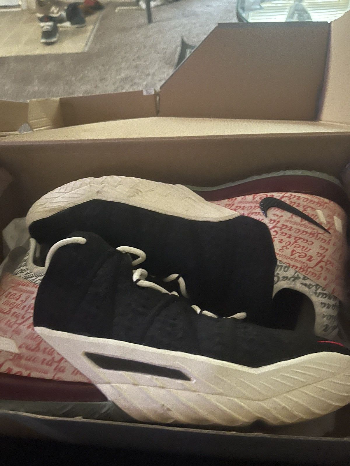 Nike LeBron 18 Size US 11 / EU 44 - 7 Thumbnail