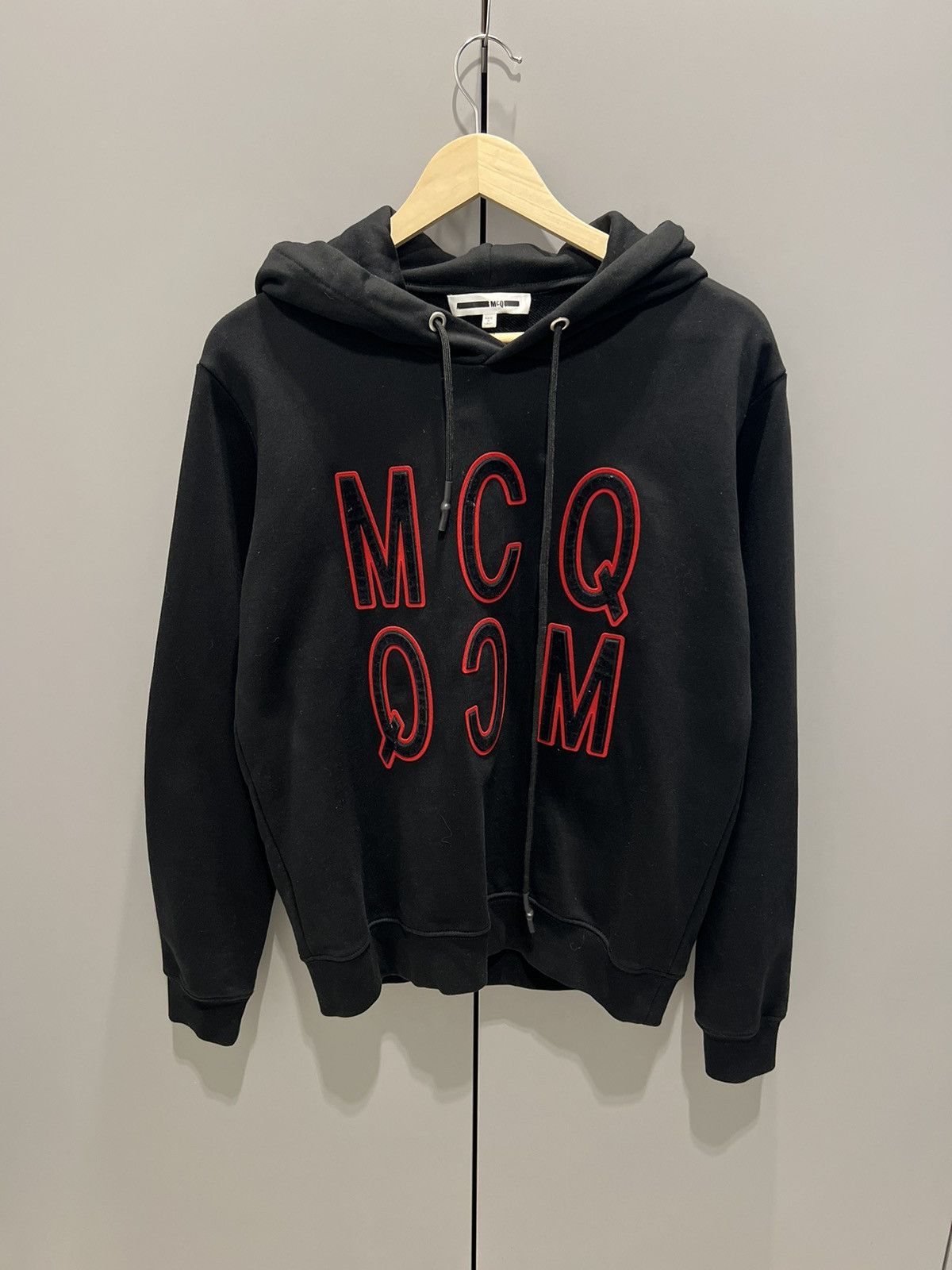 Alexander McQueen Alexander McQueen McQ Big Logo Black Hoodie Size Small Size US S / EU 44-46 / 1 - 14 Thumbnail