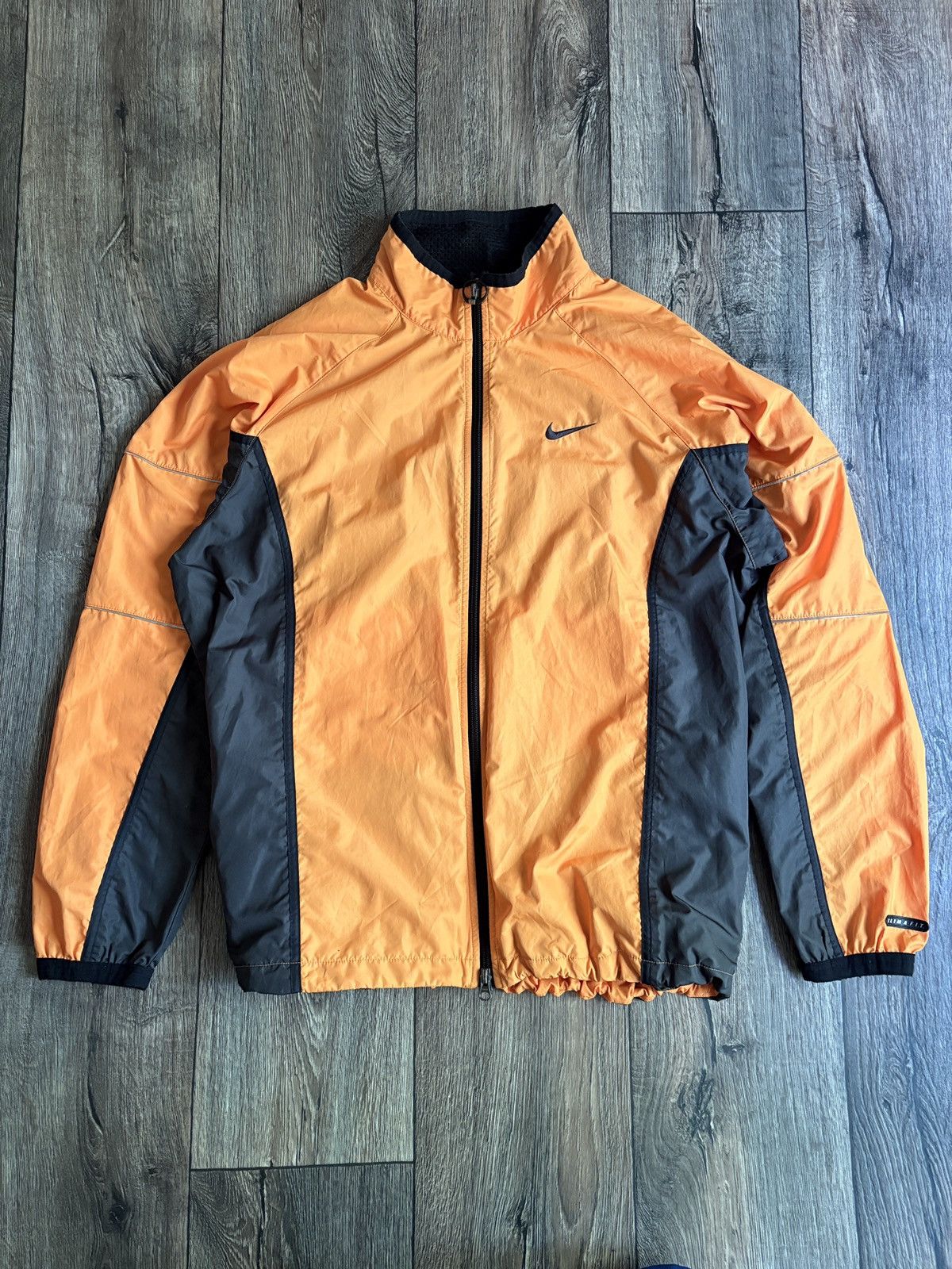 Nike Y2K Nike Vintage Windbreaker Full Zip Light Jacket 1990s Size US L / EU 52-54 / 3 - 1 Thumbnail