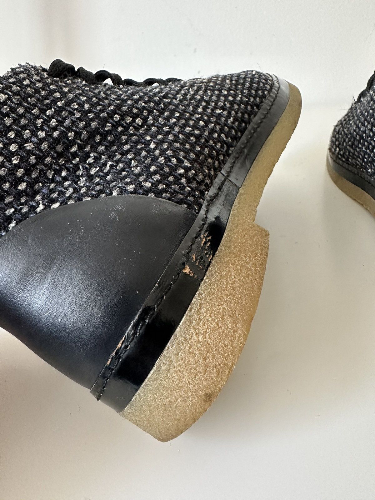Chanel Chanel Tweed Leather Cap Toe CC Logo Lace Up Ankle Boots Size US 6 / IT 36 - 10 Thumbnail