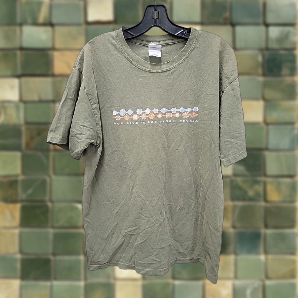 Gildan Moe Play Las Vegas T Shirt Mens L Green 2005 Y2K Gildan Crew Neck Short Sleeve Graphic Print Size US L / EU 52-54 / 3 - 1 Thumbnail