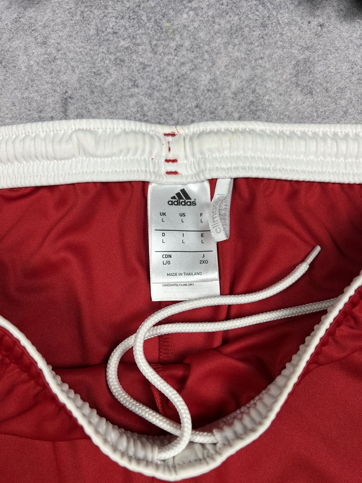 Vintage Vintage FC Bayern Munich Blockore Soccer Y2K Shorts Size US 34 / EU 50 - 4 Thumbnail