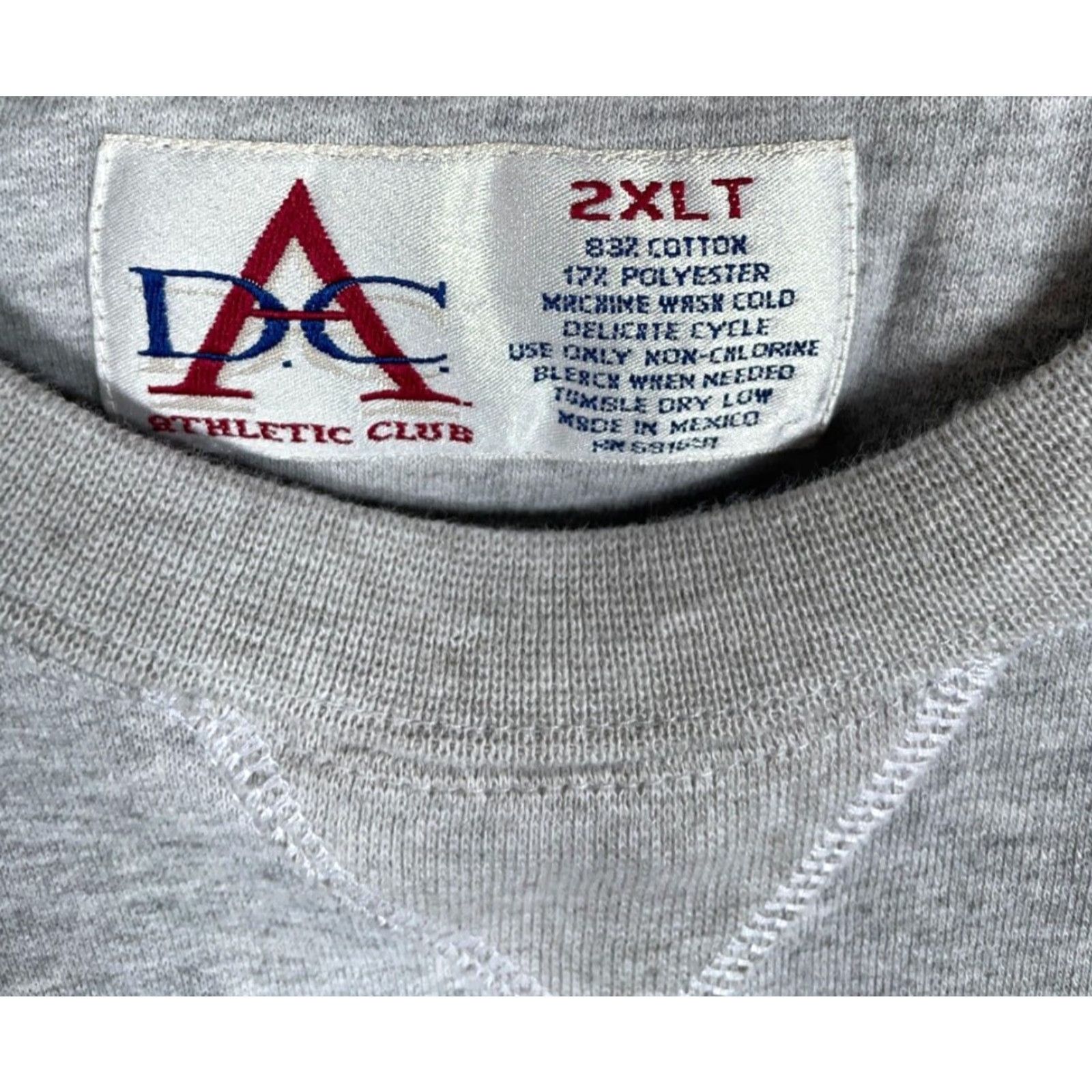 Vintage VTG Heavyweight Crewneck Sweatshirt Adult 2XL Tall Gray Cotton Polyester Fleece Solid 90s Retro Pullover Mens Size US XXL / EU 58 / 5 - 4 Thumbnail