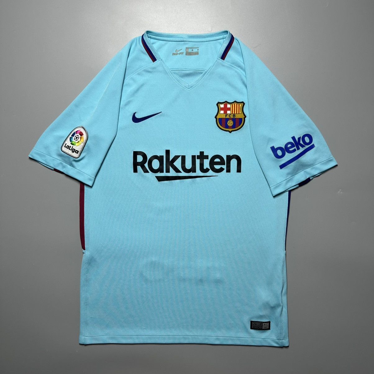 Nike BARCELONA NIKE 2017/2018 FOOTBALL AWAY JERSEY #10 MESSI Size US M / EU 48-50 / 2 - 2 Thumbnail