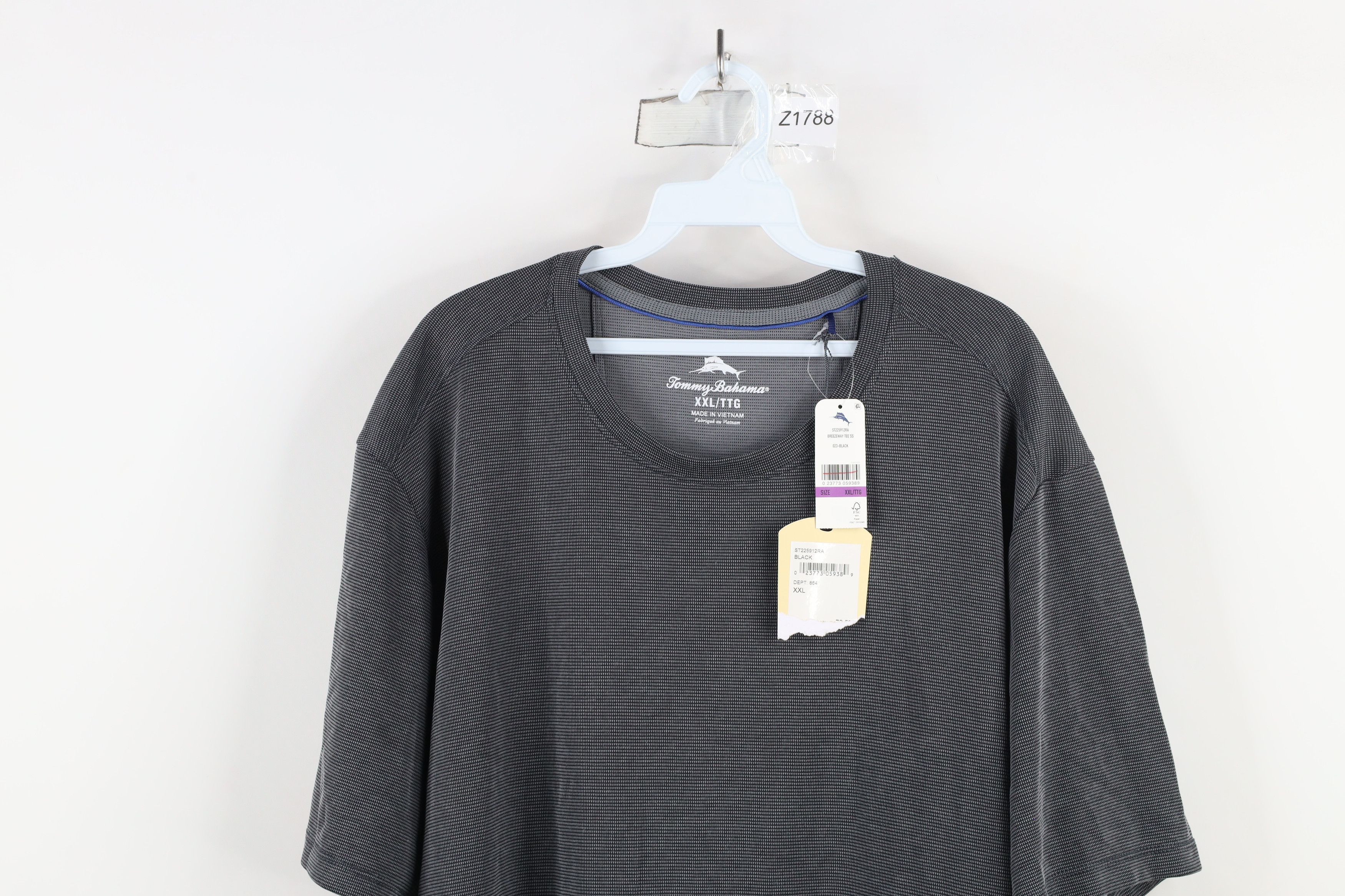 Tommy Bahama × Vintage New Tommy Bahama Fish Breezeway Short Sleeve T-Shirt Black Size US XXL / EU 58 / 5 - 2 Thumbnail