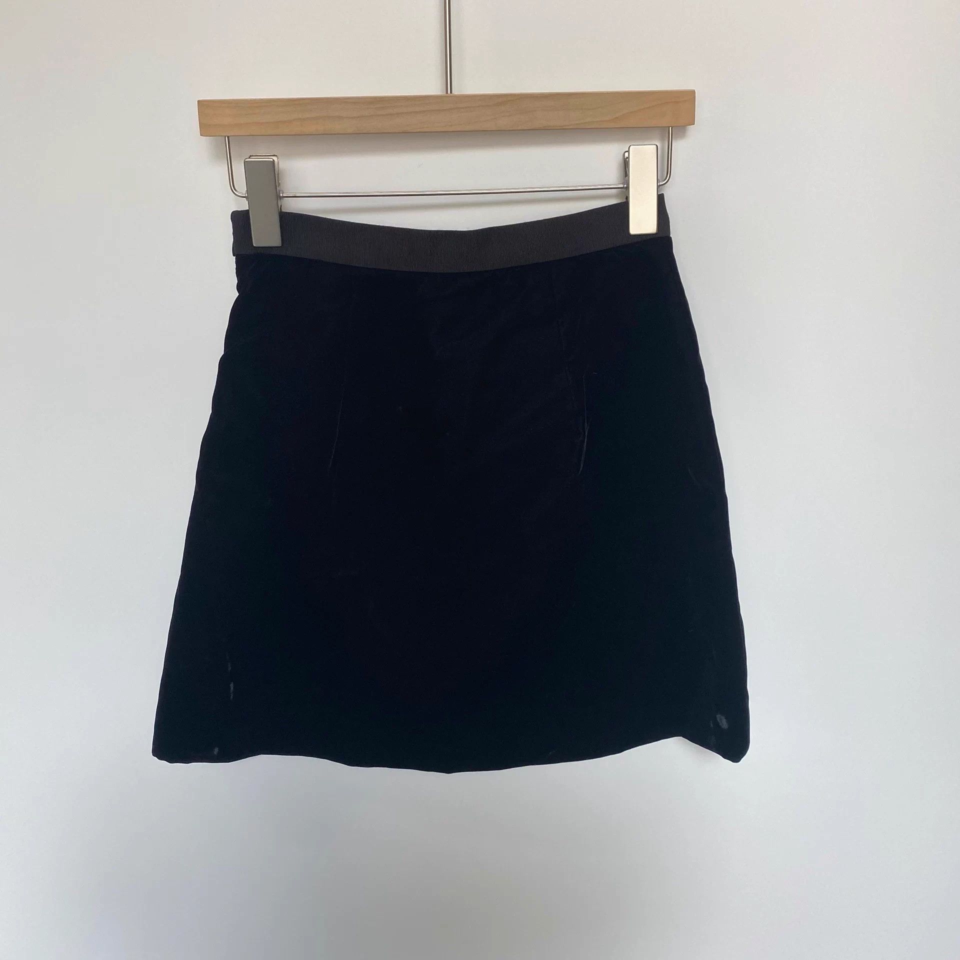 Miu Miu MIU MIU Bow Skirt 36 Size 25" / US 0 / IT 36 - 7 Thumbnail
