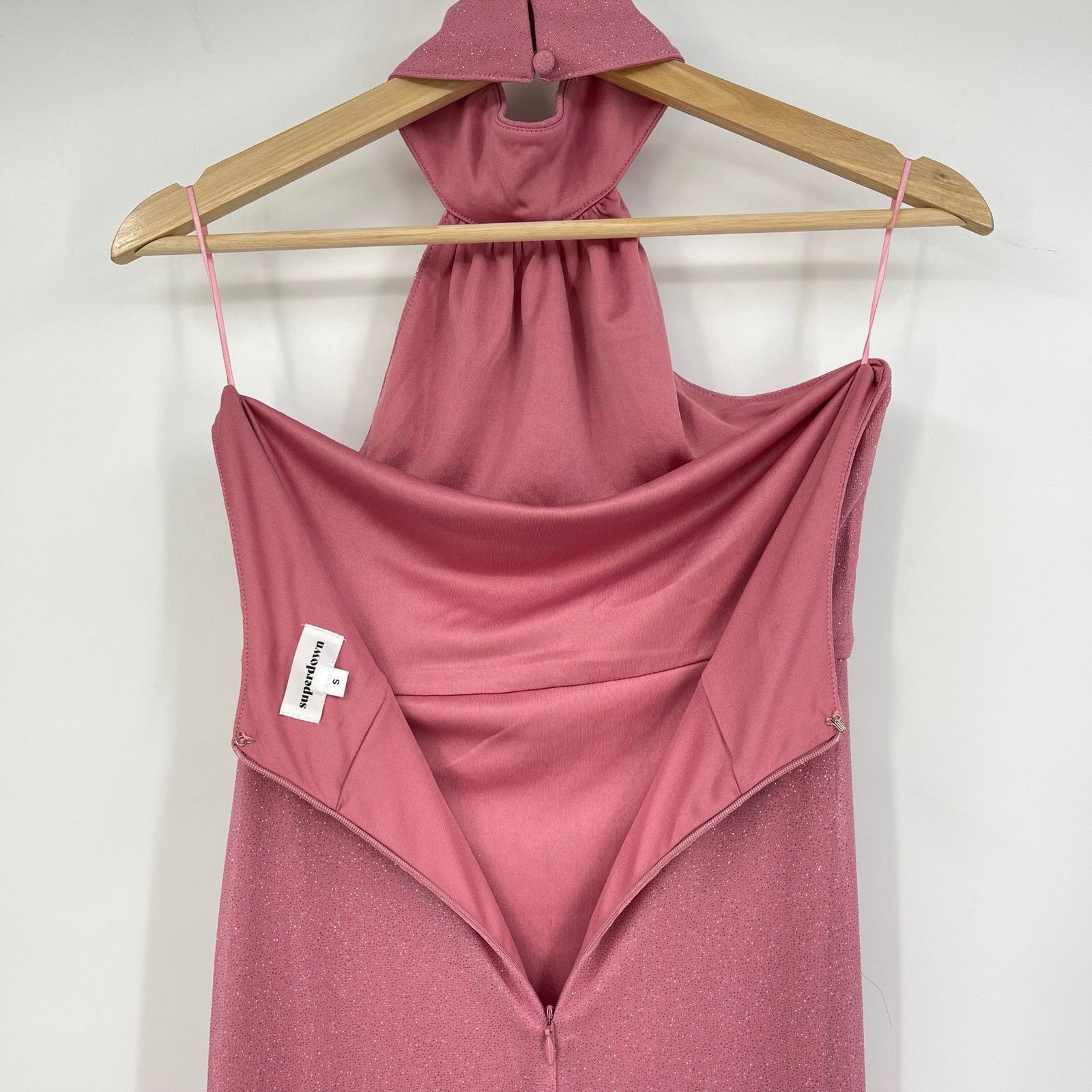 superdown superdown | Bea Halter Maxi Dress in Pink Glitter S Size S / US 4 / IT 40 - 10 Thumbnail