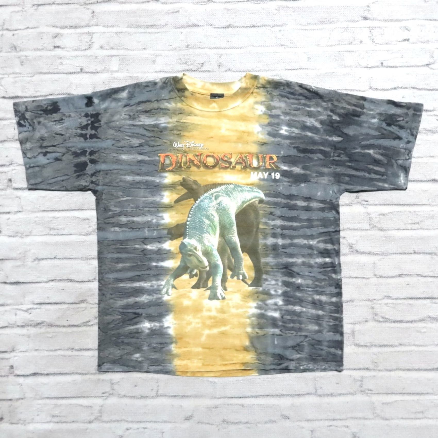 Vintage VINTAGE Walt Disney Pictures Dinosaur Movie Tie Dyed Cast Member Shirt XL Men Tie Dye Shirt Disney Dinosaur Movie shirt Size US XL / EU 56 / 4 - 2 Thumbnail
