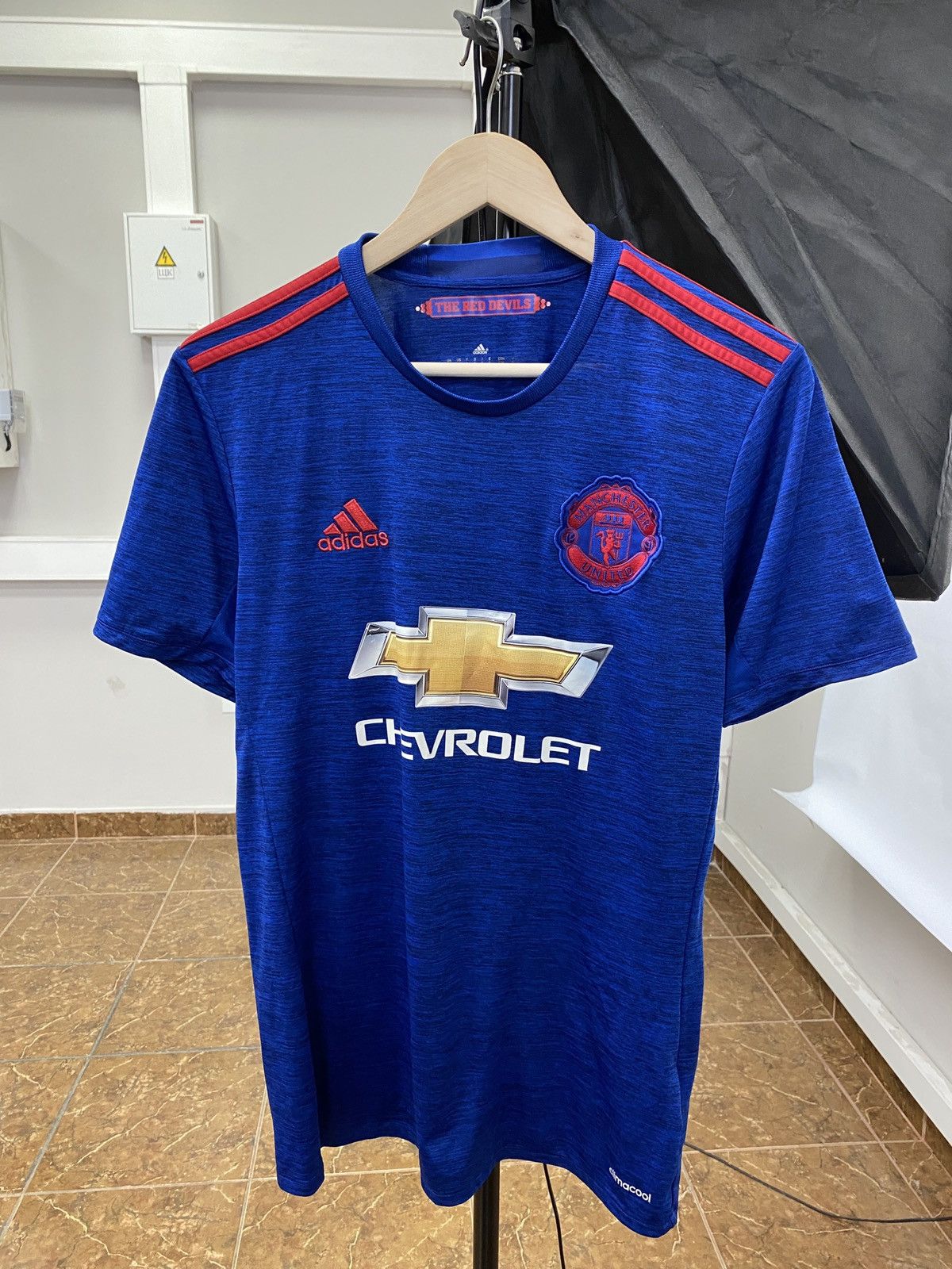 Adidas Y2K Adidas Manchester United Soccer Jersey Rare Retro Hype Size US S / EU 44-46 / 1 - 1 Thumbnail