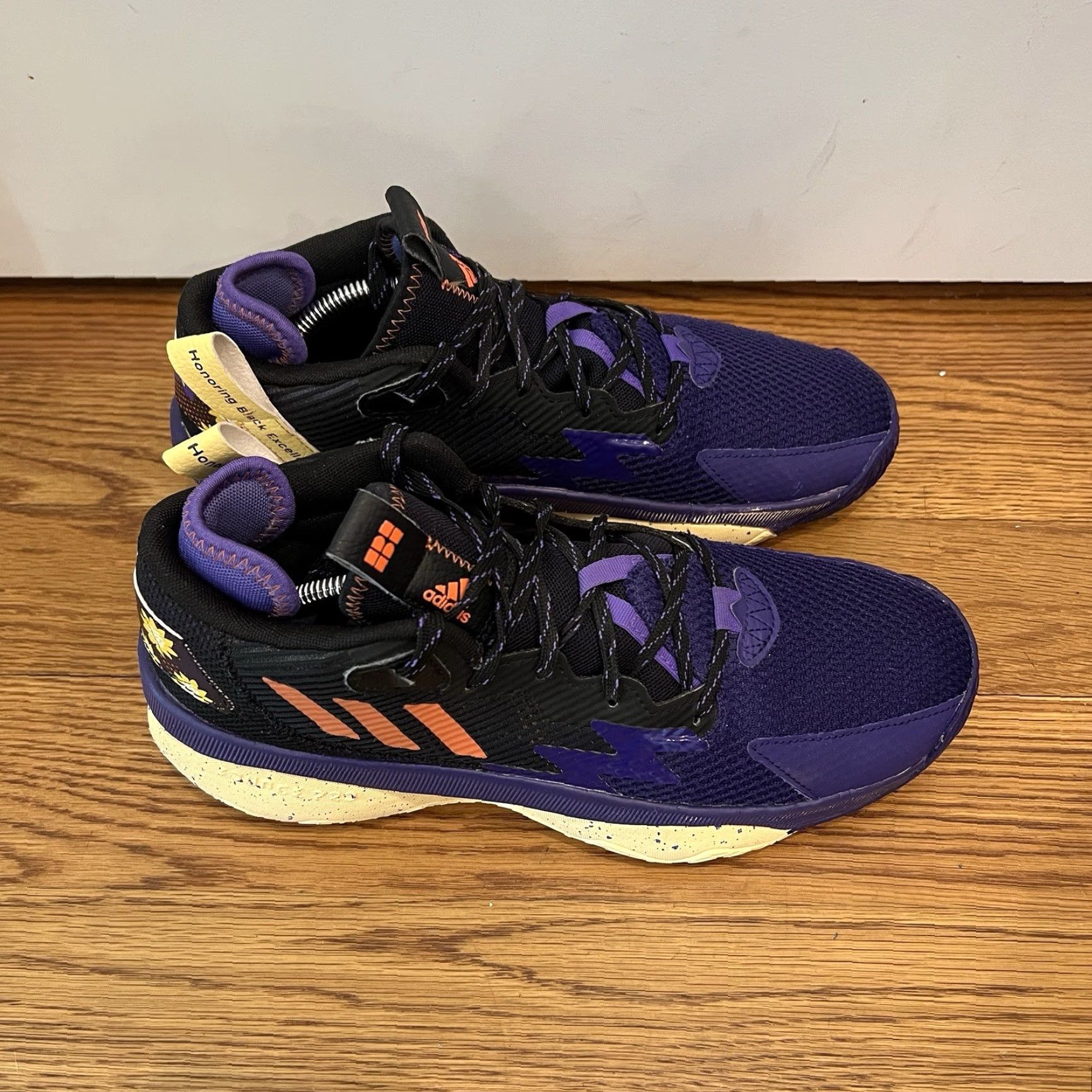 Adidas Adidas Dame 8 Sneaker Men's 8.5 Black Purple Low Top Lace Up Activewear Casual Basketball Shoes Size US 9 / EU 42 - 4 Thumbnail