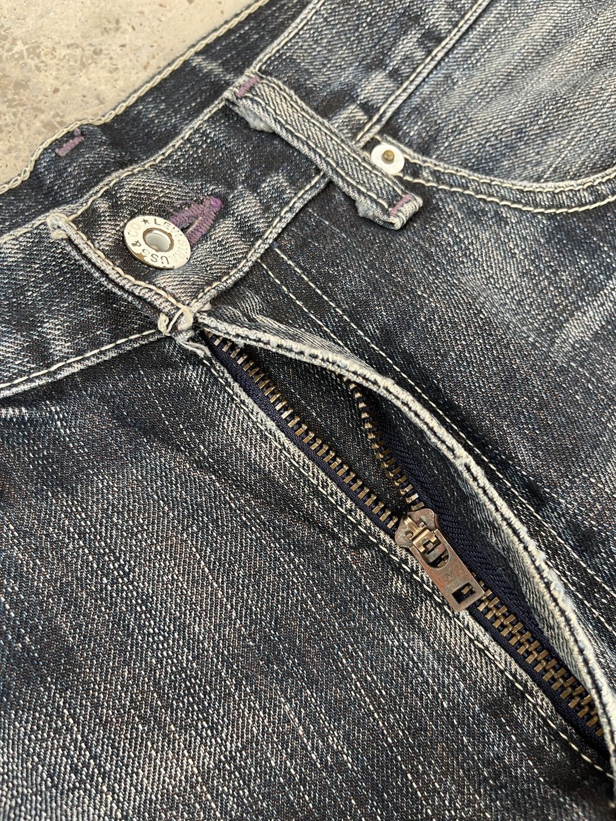 Levi's × Levi's Vintage Clothing × Vintage Levi’s 507 Vintage Y2K Faded Blue Denim Jeans Size US 32 / EU 48 - 9 Thumbnail