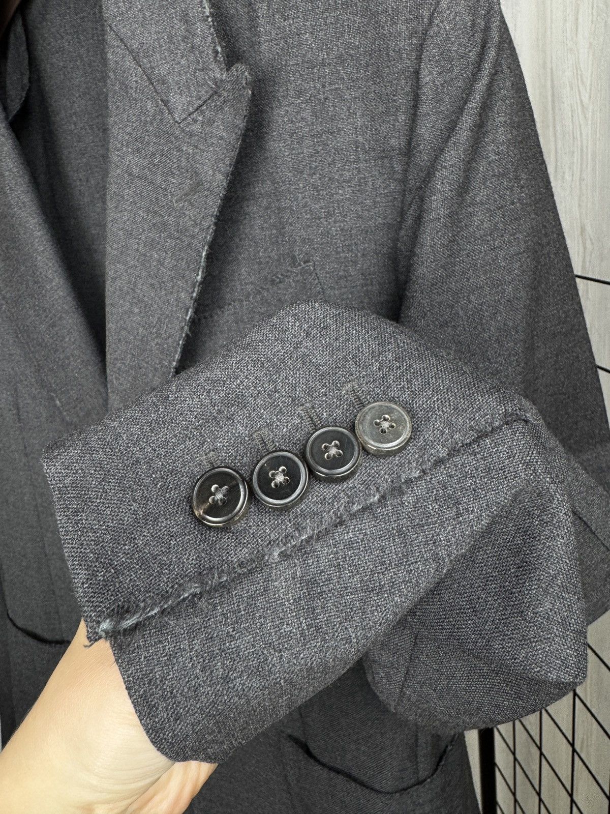 Dolce & Gabbana Dolce & Gabbana grey wool distressed made in Italy blazer Size 36R - 8 Thumbnail