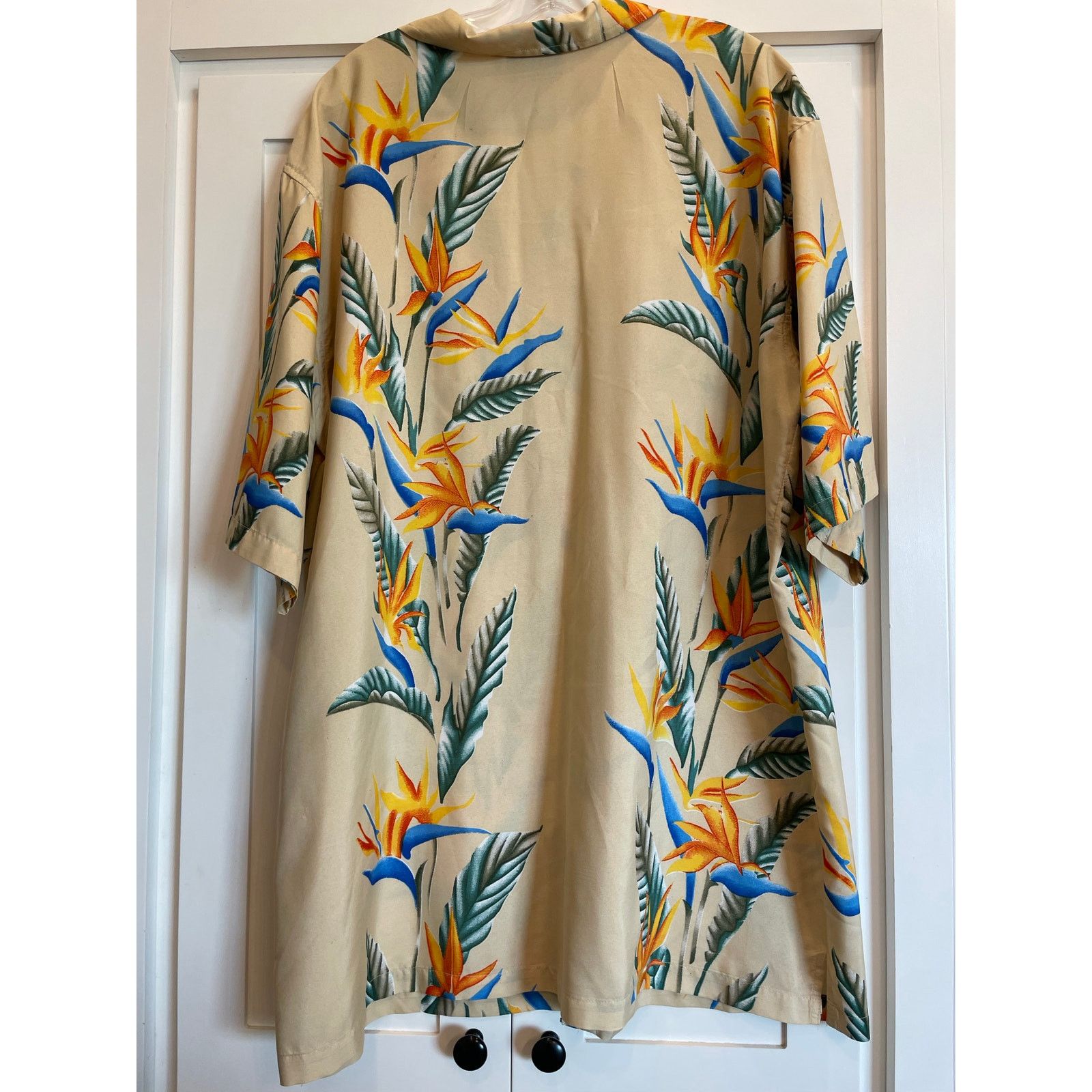 Pacific and Co. Pacific & Co Hawaiian Shirt, button up 2XL Men's tan floral Size US XXL / EU 58 / 5 - 2 Thumbnail